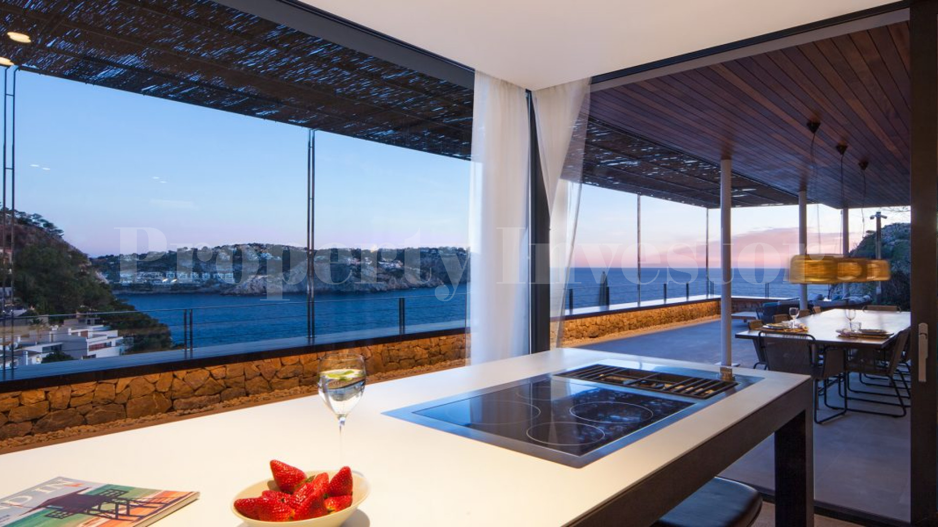 Modern 4 Bedroom Sea View Villa in Port Andratx