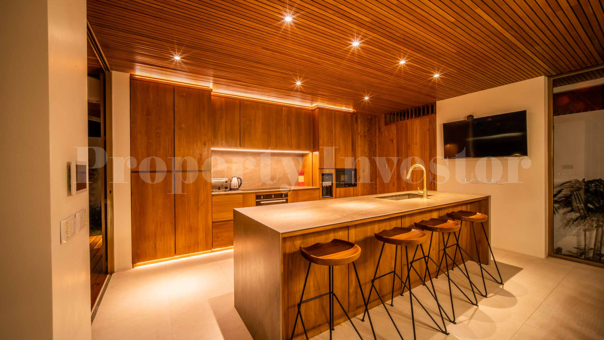 Immaculate 4 Bedroom Ultra-Luxe Villa with High-End Finish for Sale in Canggu Berawa, Bali