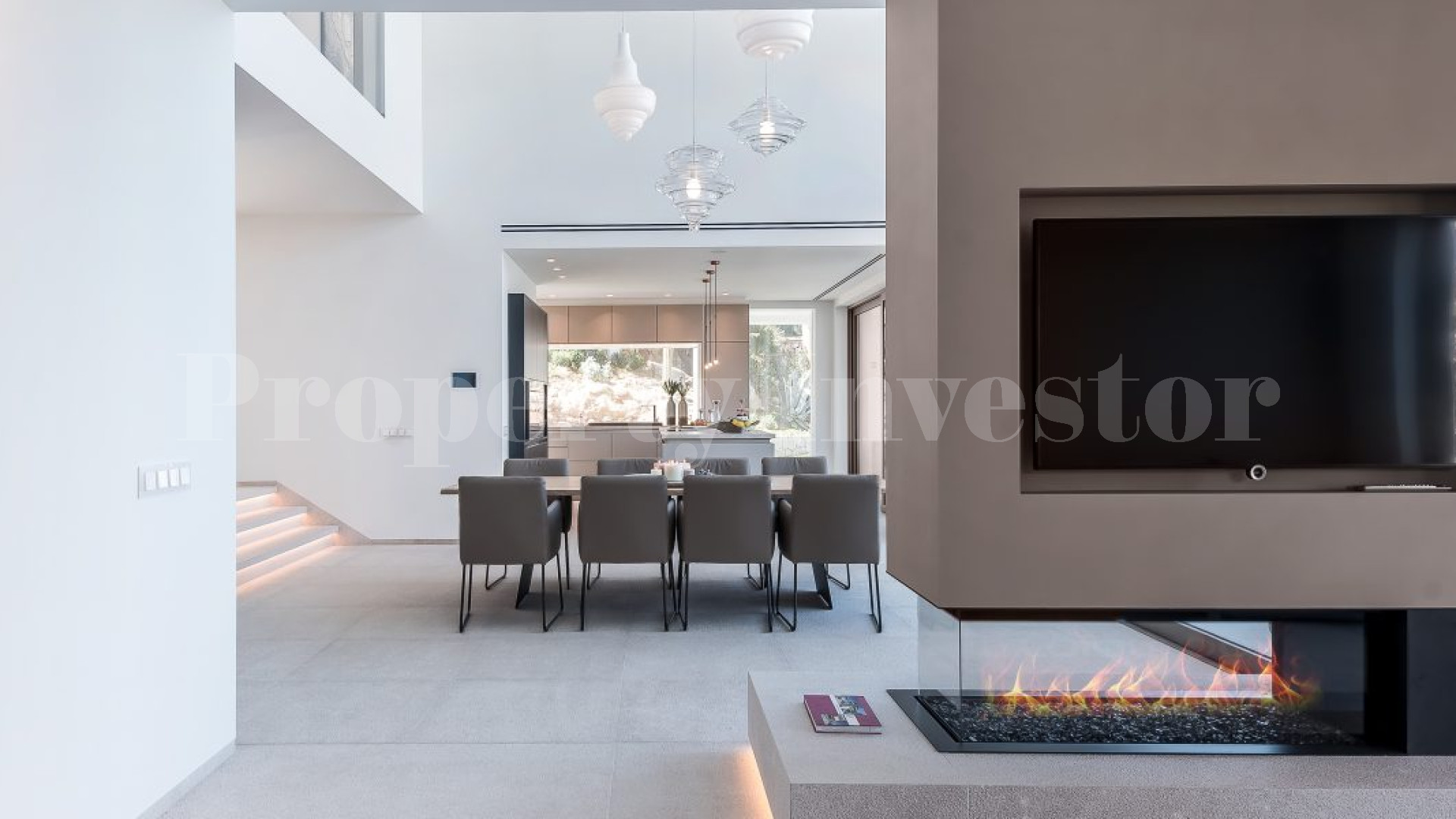 5 Bedroom First Line Sea View Villa in Nova Santa Ponsa