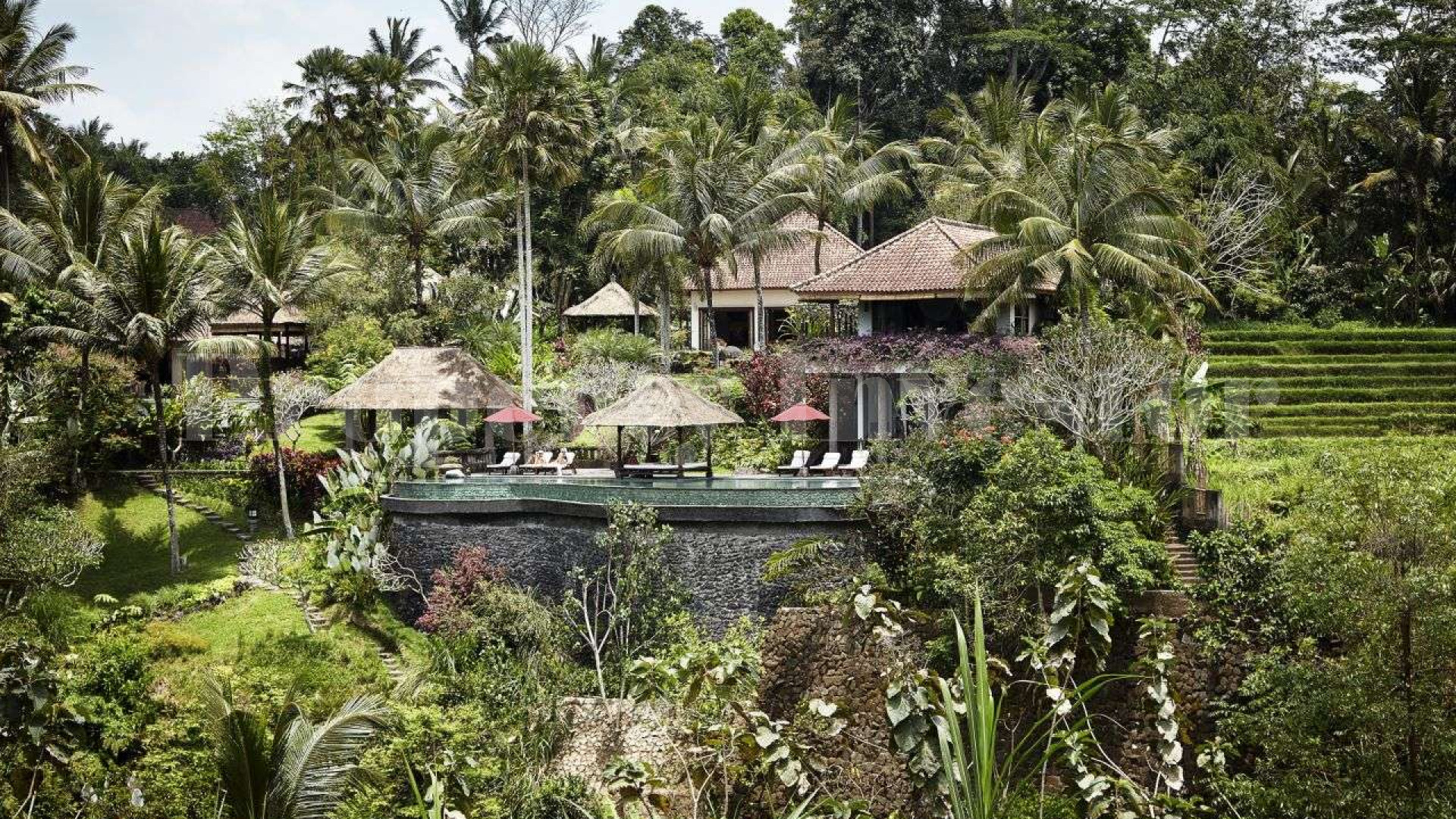 Elegant 4 Bedroom Traditional Balinese Style Luxury Villa for Sale in North Ubud, Bali