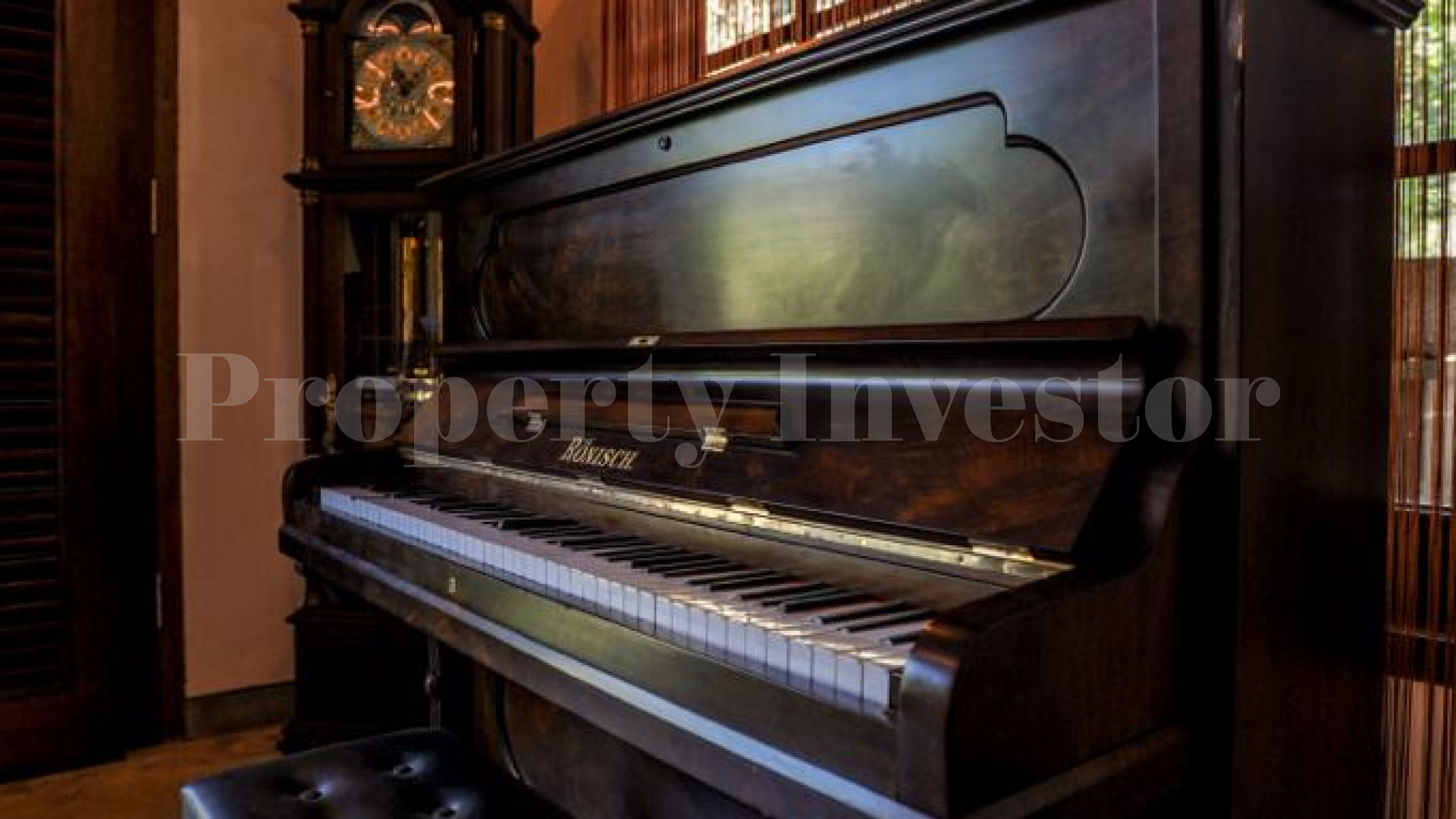 Newly Renovated 5 Bedroom Traditional Luxury Villa with Stunning Tropical River & Jungle Views for Sale in South Ubud, Bali