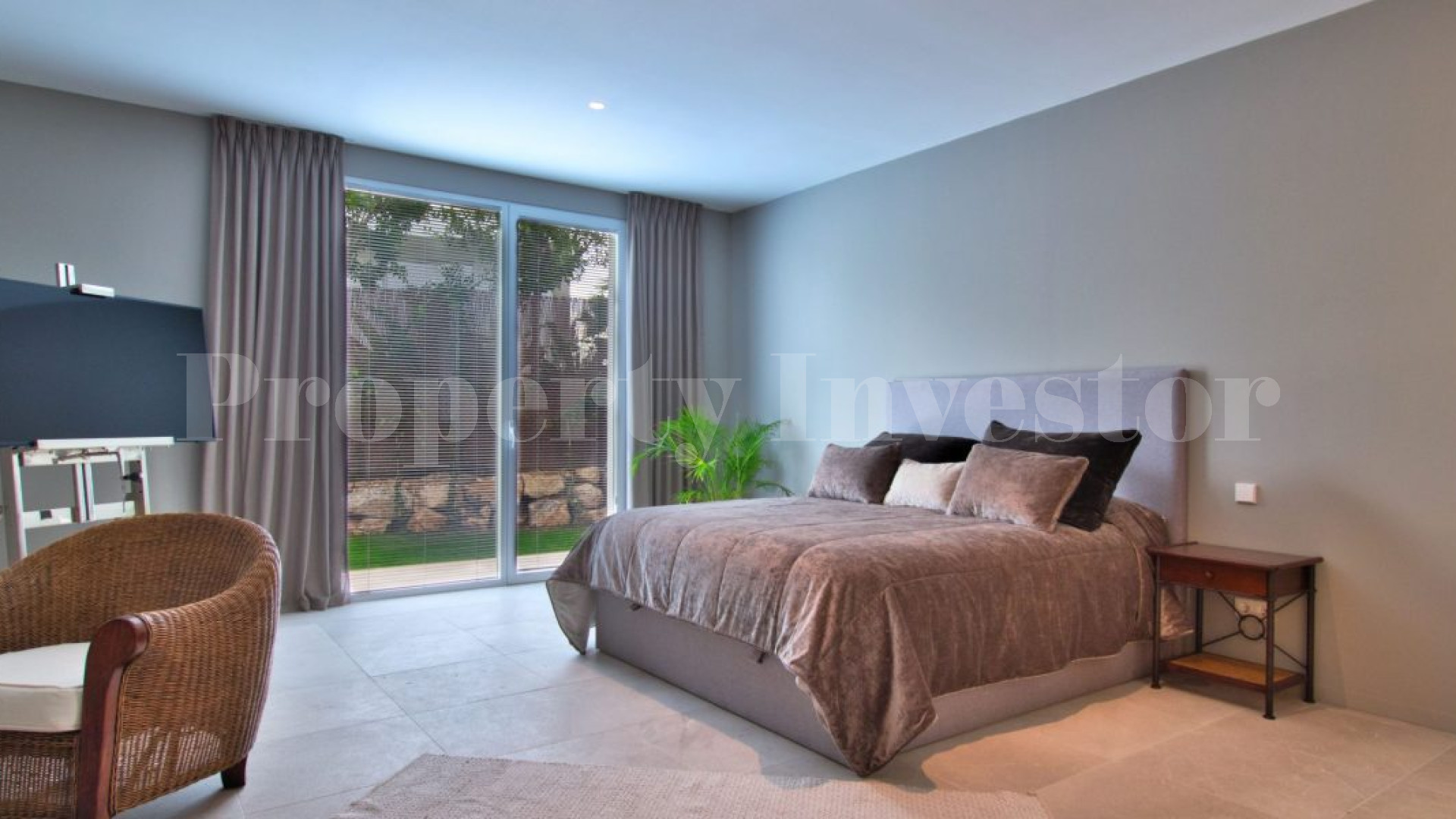 Luxury 4 Bedroom Pool Villa in Nova Santa Ponsa