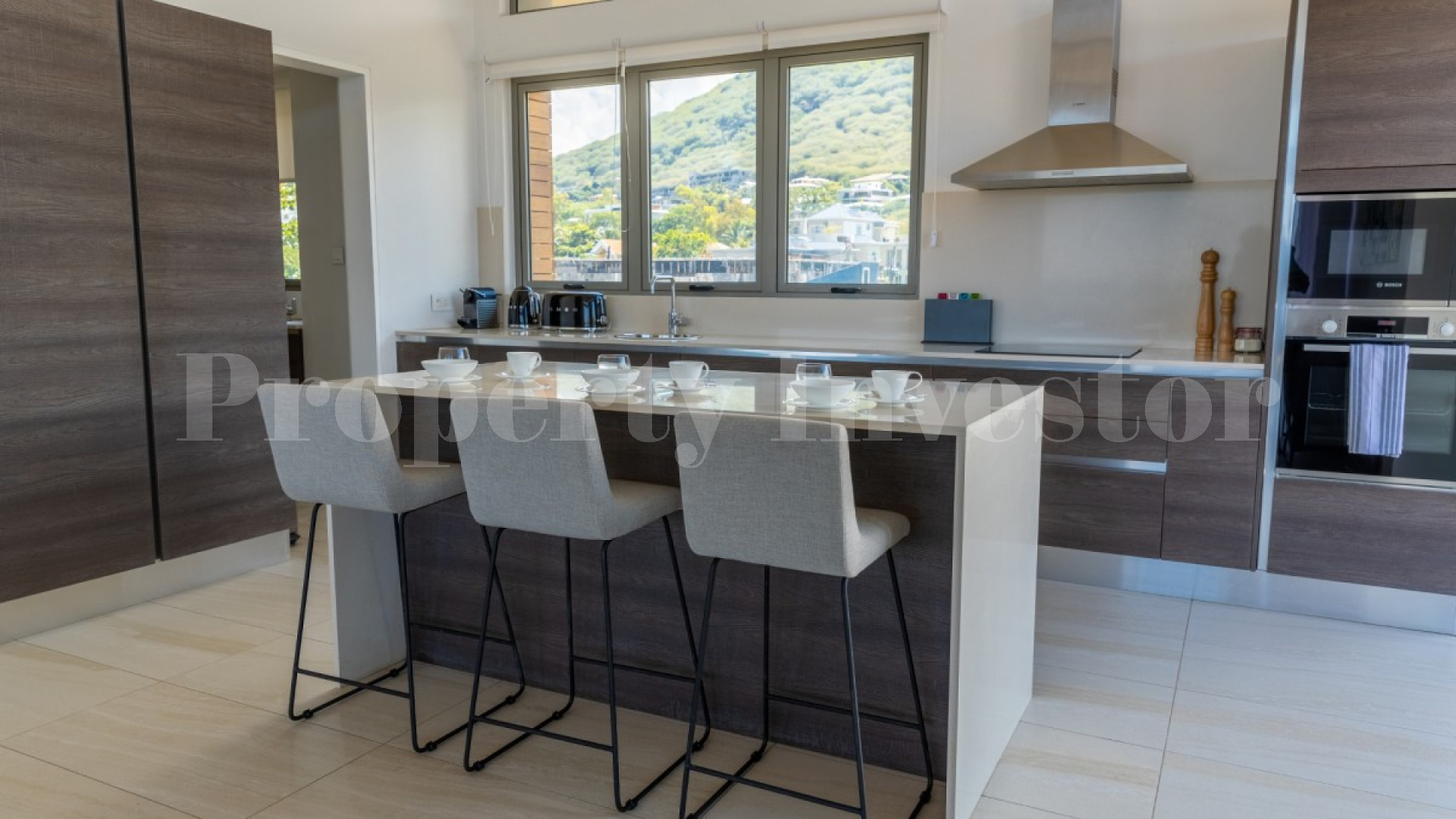 Exclusive 4 Bedroom Waterfront Penthouse in Tamarin (Block A)