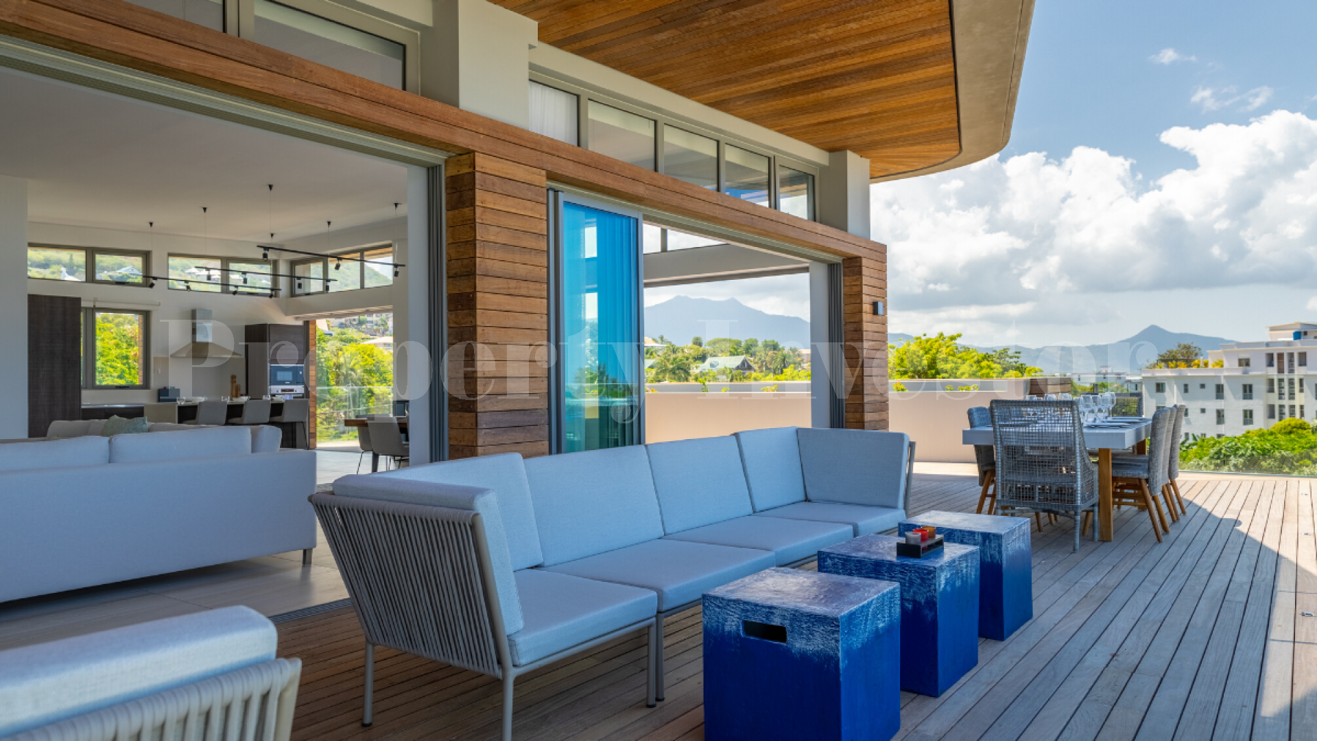 Exclusive 4 Bedroom Waterfront Penthouse in Tamarin (Block A)