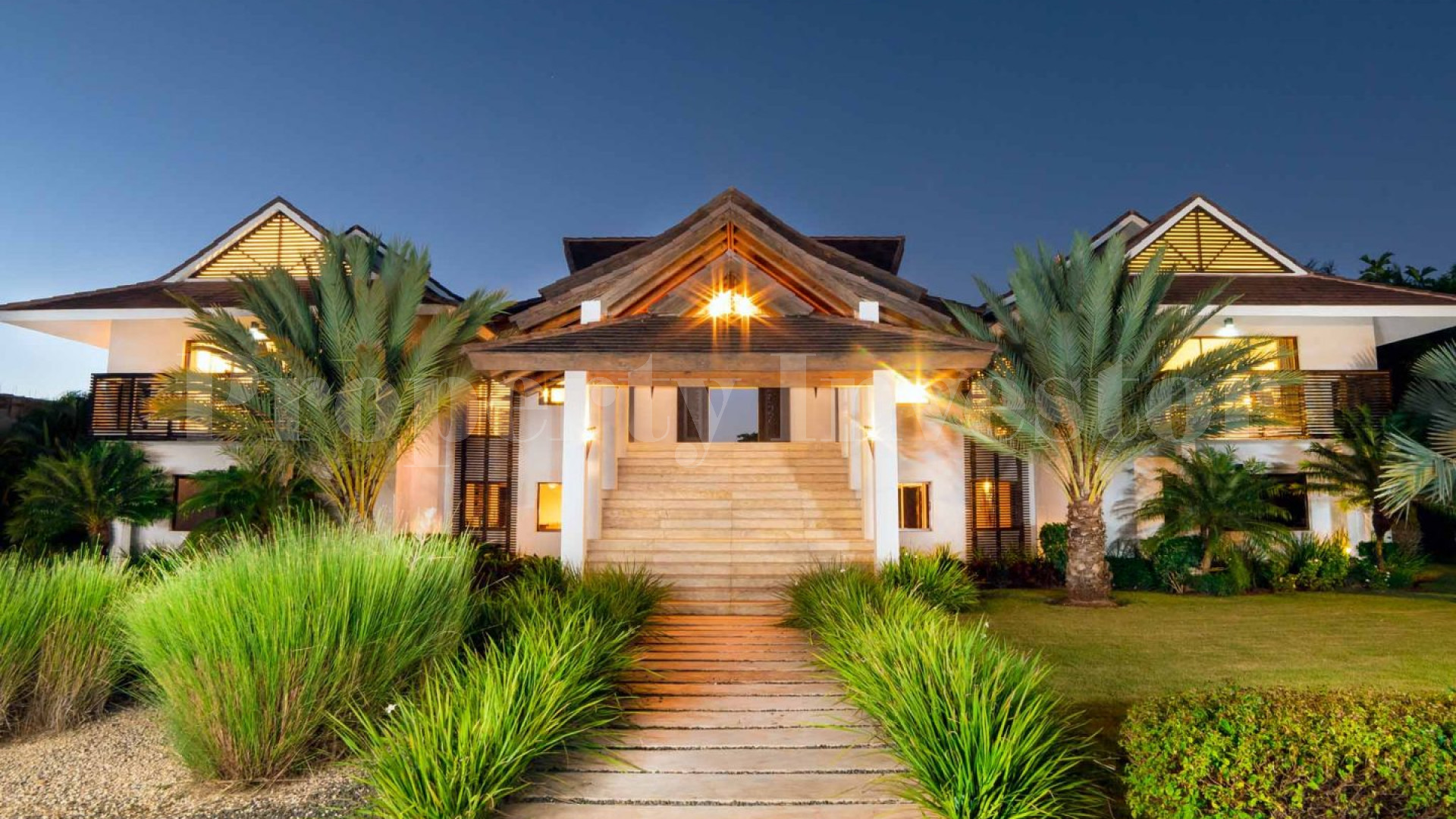 Extravagant 6 Bedroom Luxury Designer Golf Villa for Sale in La Romana, Dominican Republic