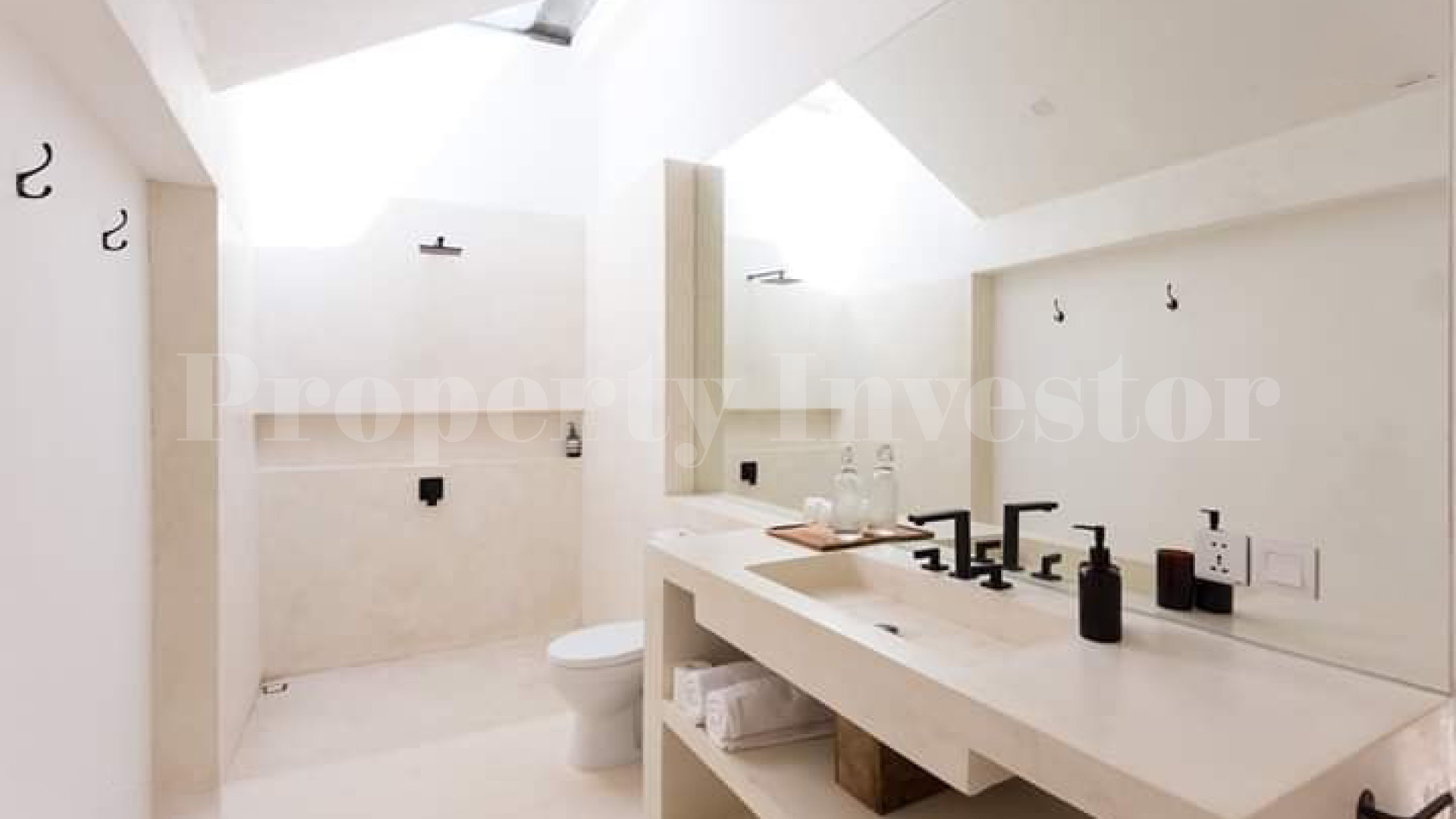 New 4 Bedroom Japanese Designer Villa in Bali