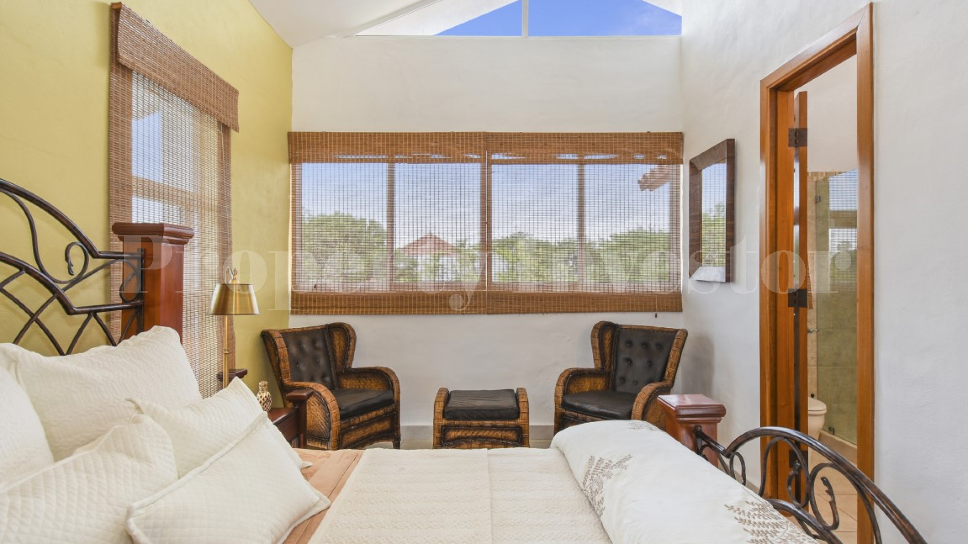 One-of-a-Kind 4 Bedroom Luxury Designer Villa for Sale in Punta Barco, Panama