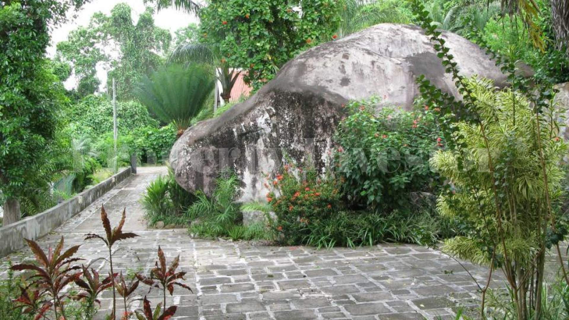 Spectacular 4 Bedroom Sea View Character Home for Sale in Seychelles