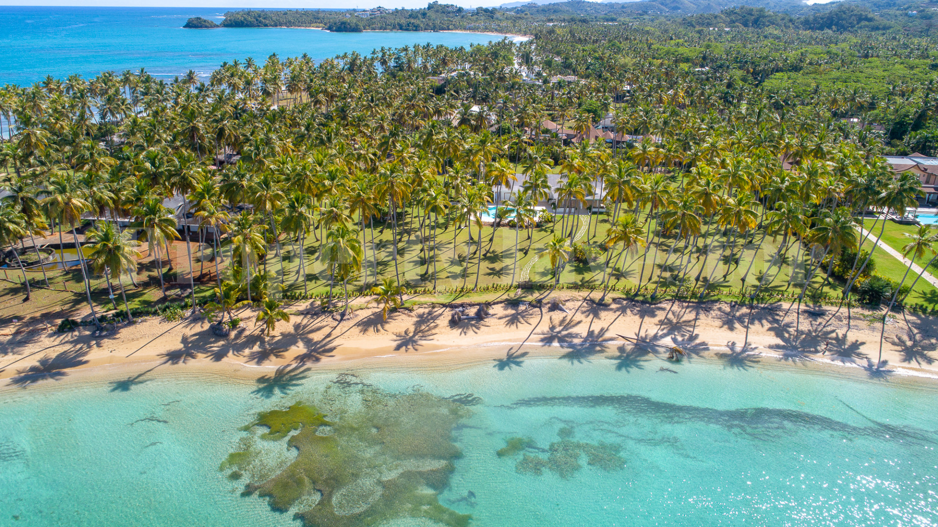 Самая восхитительная и роскошная вилла с 4 спальнями в Лас Терренас