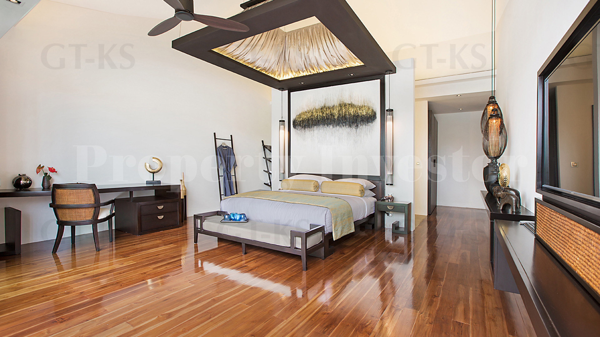 Beachfront 5 Bedroom Villa in Thailand