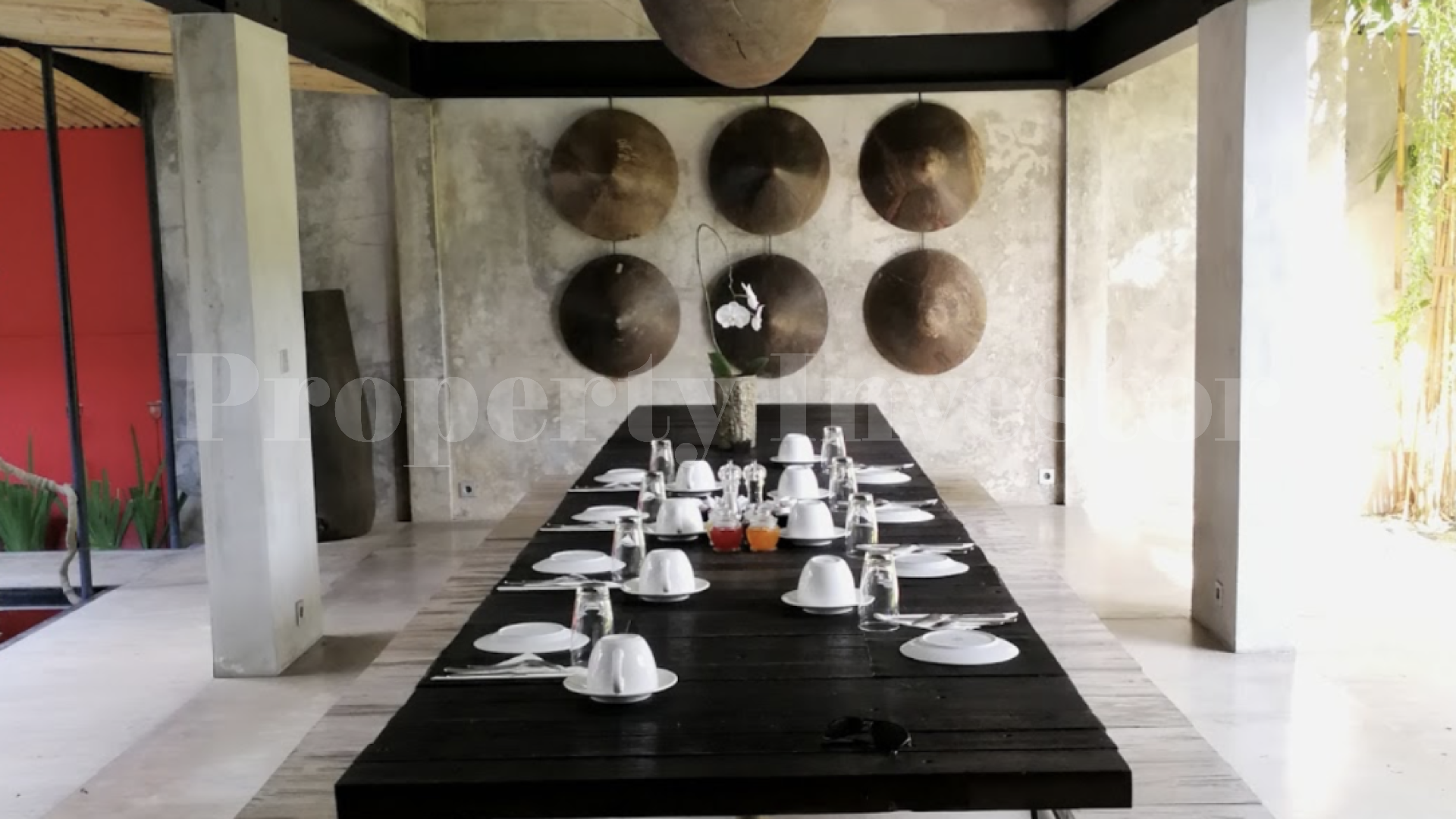 Ultra Modern 5 Bedroom Villa in the Heart of Seminyak