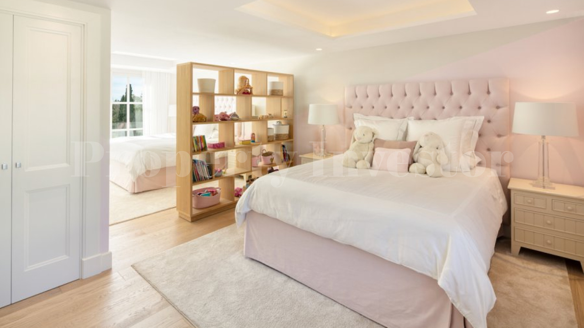 Ultra Exclusive 6 Bedroom Golf Villa for Sale in Nueva Andalucia, Marbella, Spain