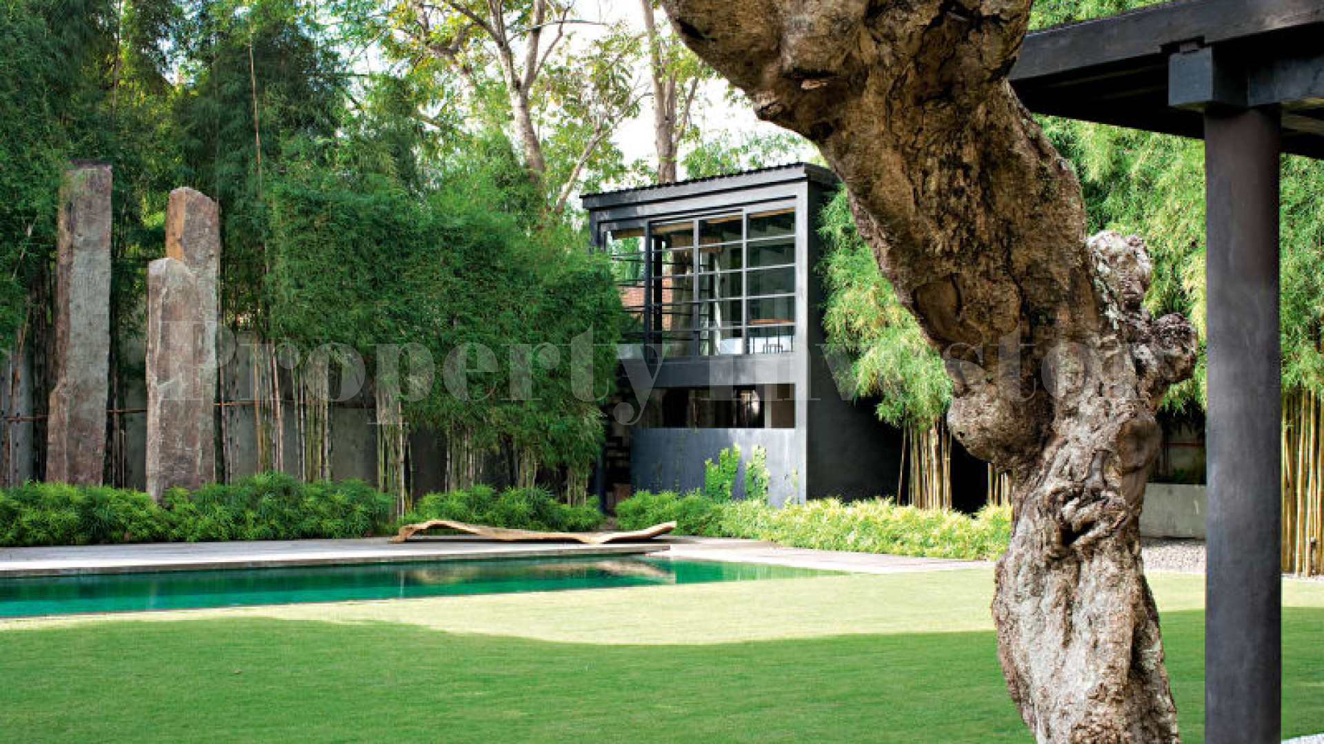 Ultra Modern 5 Bedroom Villa in the Heart of Seminyak