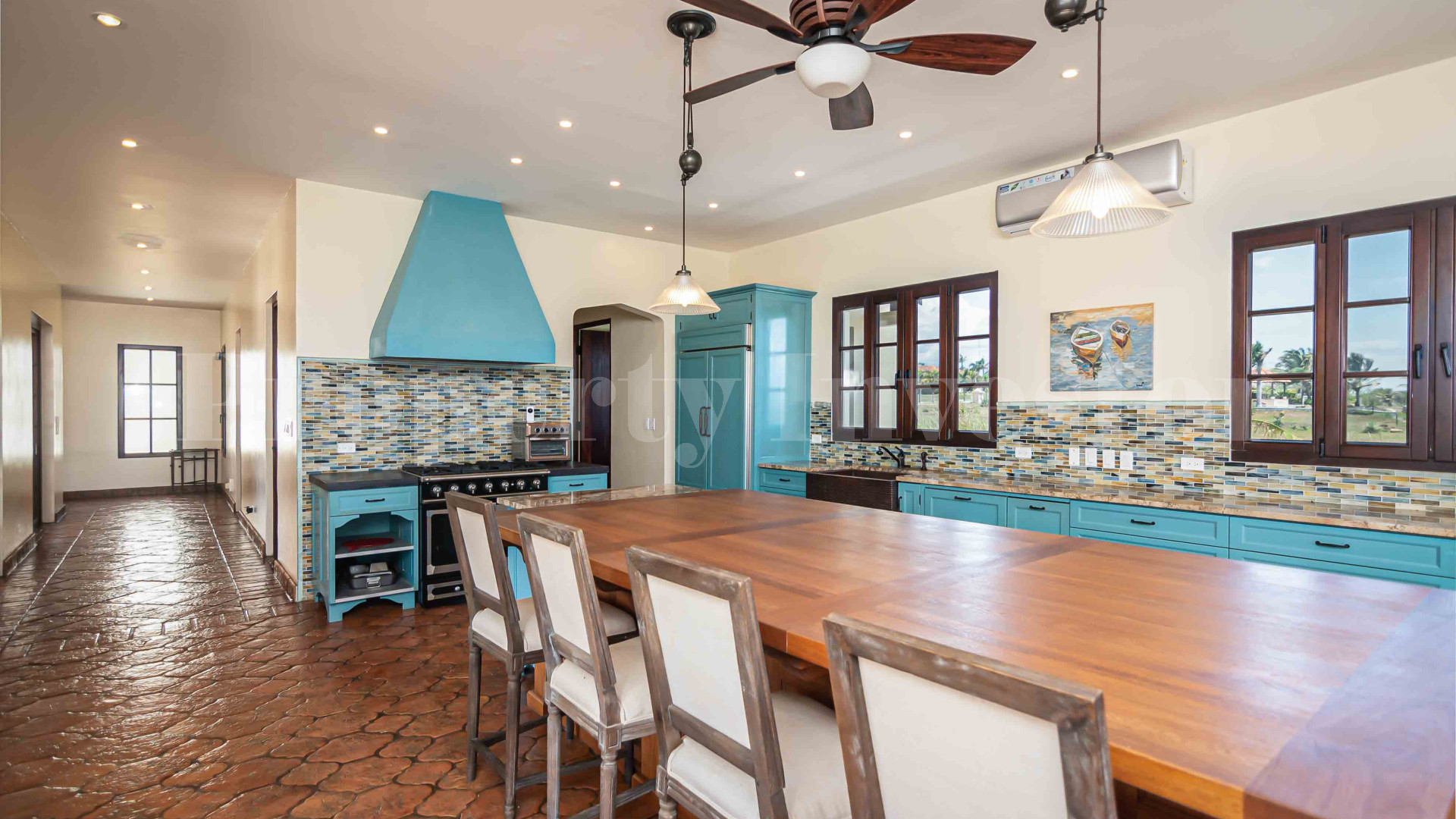 Stunning 4 Bedroom Luxury Spanish Colonial Revival Home for Sale in Pedasí, Panama