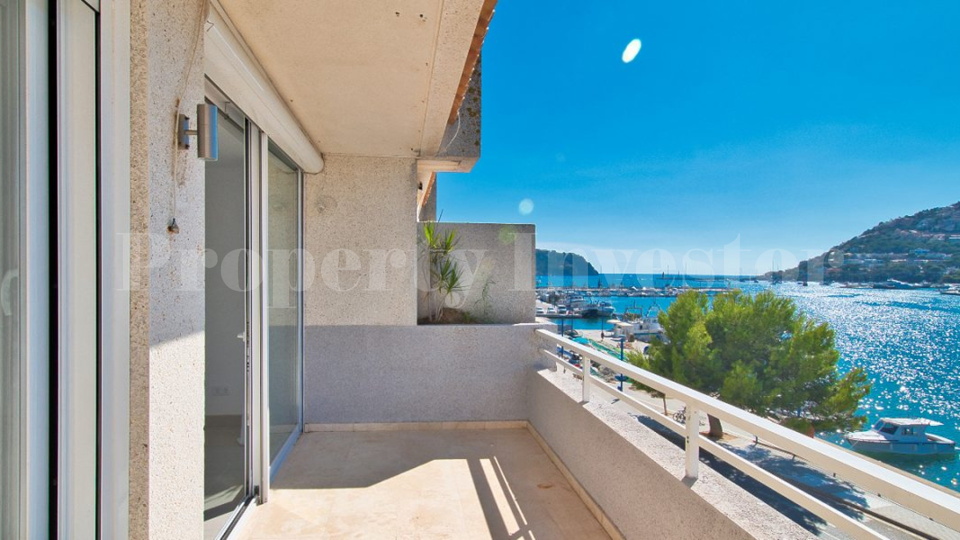 Well Located 2 Bedroom Apartment with Beautiful Port & Sea Views in Port Andratx