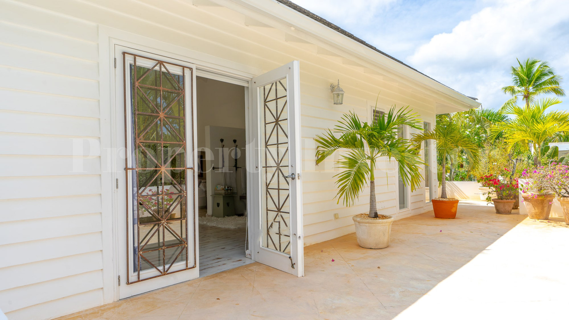 Magnificent 5 Bedroom Private Colonial Style Beachfront Villa for Sale in La Esperanza, Las Terrenas