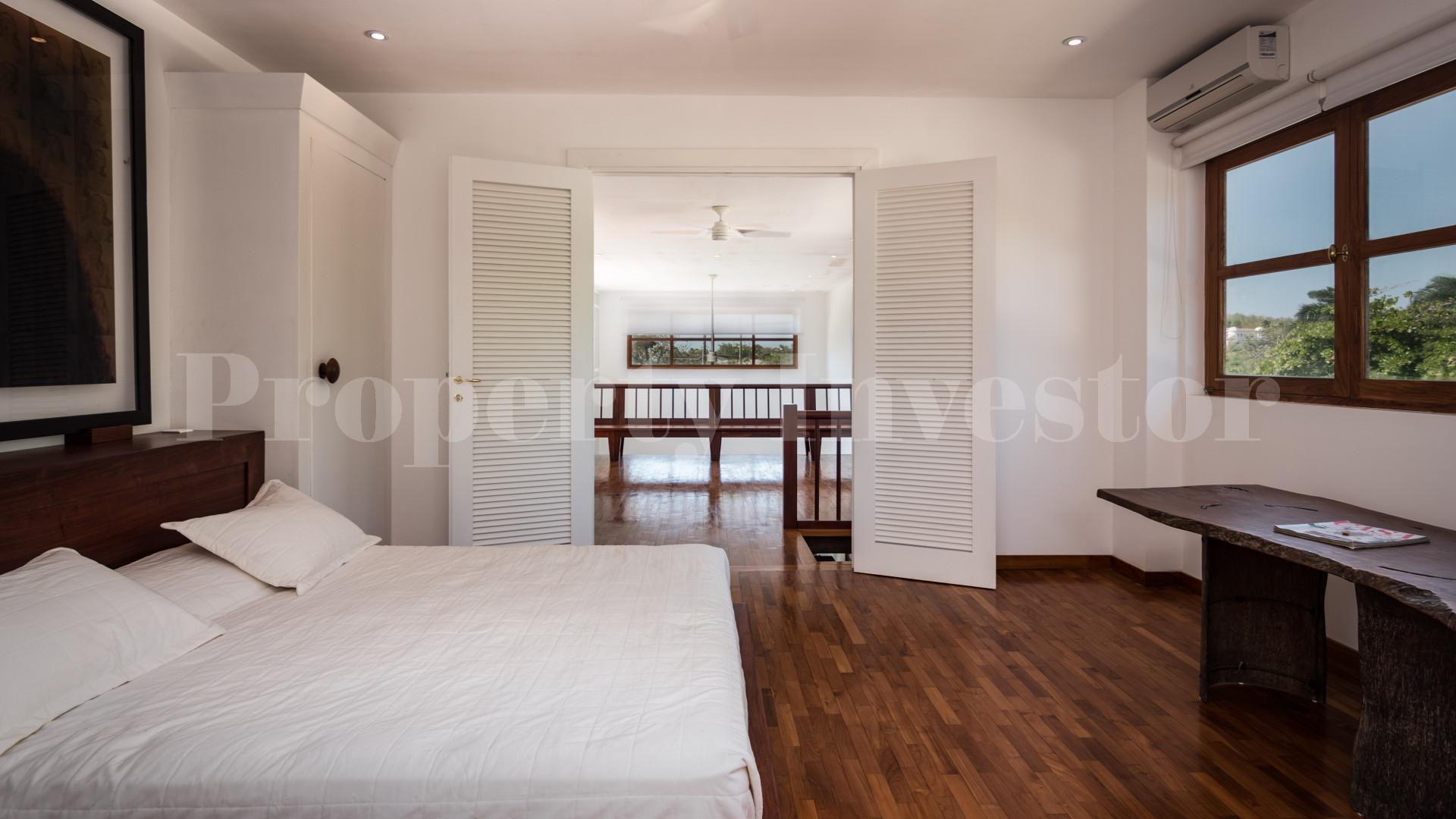 Elegant 5 Bedroom Luxury Tropical Estate for Sale in Pedasi, Panama