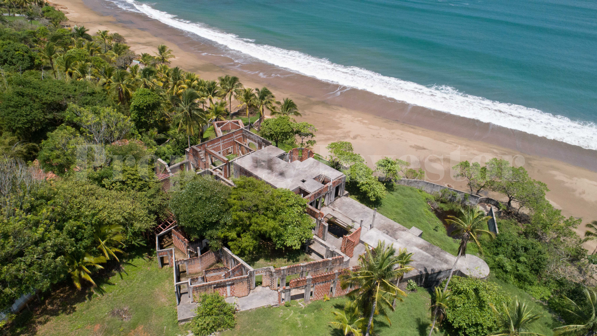 Magnificent 7 Bedroom Unfinished Beachfront Estate for Sale in Pedasi, Panama