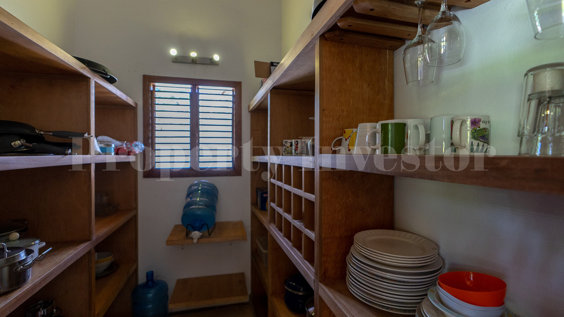 Эко ретрит на 5 спален с ручной отделкой с невероятными видами на океан и тропические сады рядом с Лас-Терренас, Доминиканская Республика