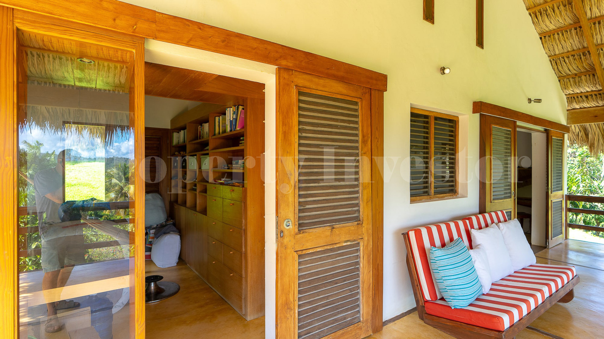 Эко ретрит на 5 спален с ручной отделкой с невероятными видами на океан и тропические сады рядом с Лас-Терренас, Доминиканская Республика