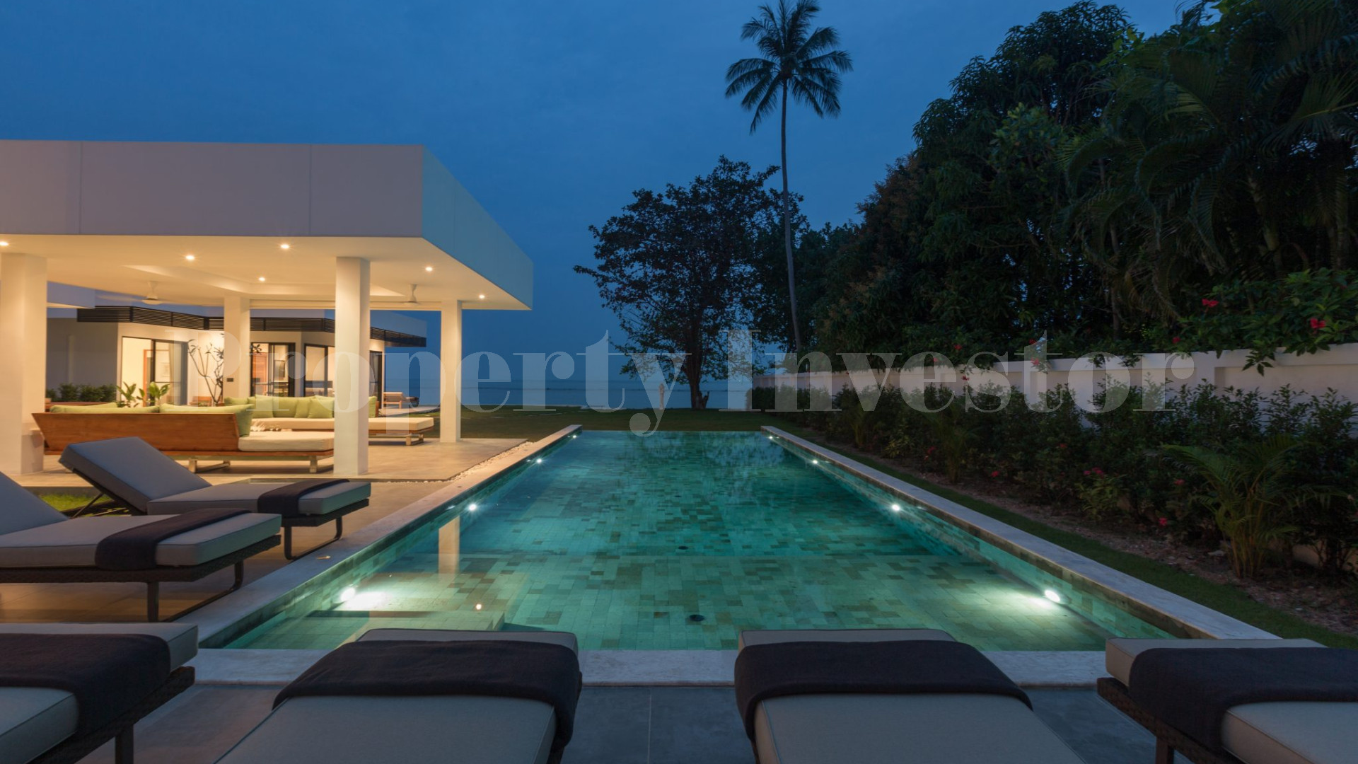 Продаётся идеальная современная вилла с 7 спальнями на пляже в Самуи