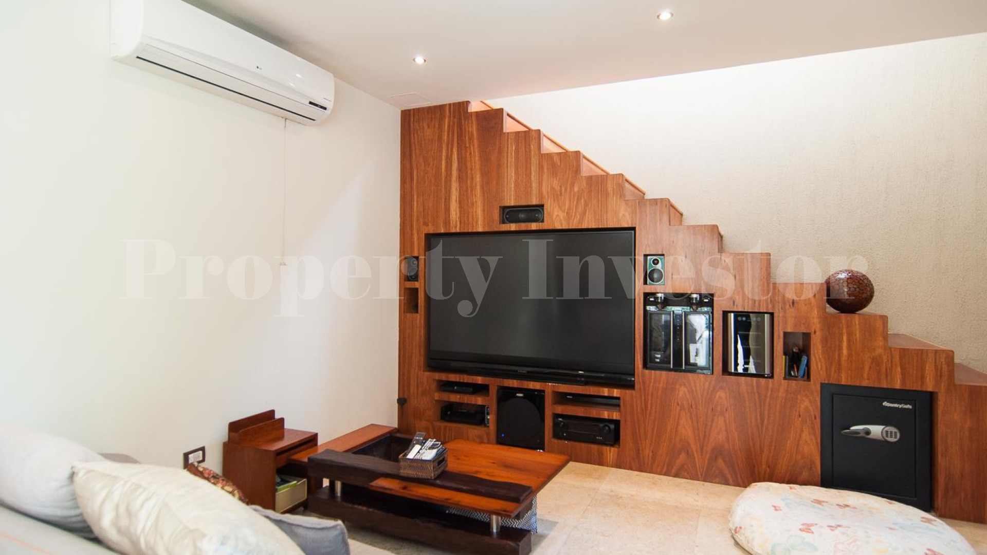 Amazing 6 Bedroom Luxury Villa with Rental History & Returns in Playacar, Playa del Carmen