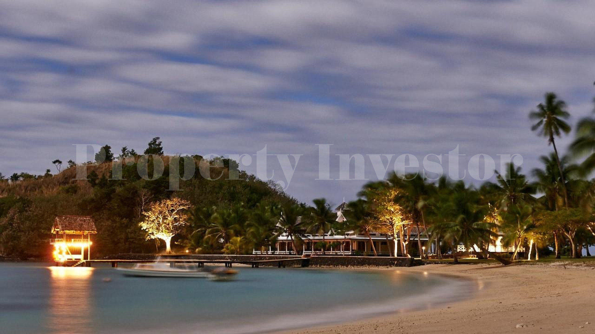 Stunning 4 Bedroom Private Colonial Beach Retreat with 5 Guest Bures & 2 Beach Frontages for Sale on the Rainbow Reef, Fiji