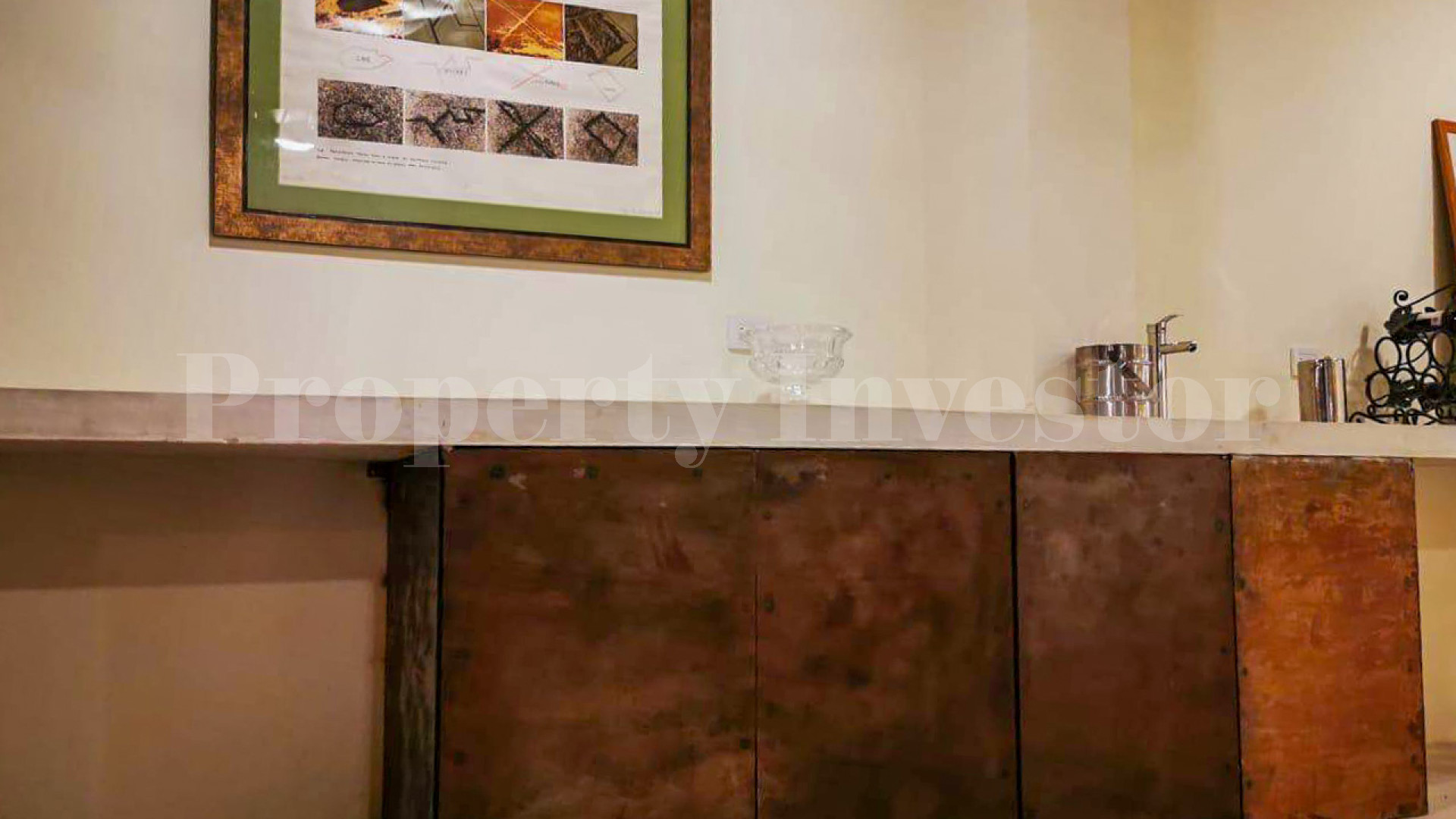 Beautifully Renovated 2 Bedroom Colonial Home for Sale in Merida