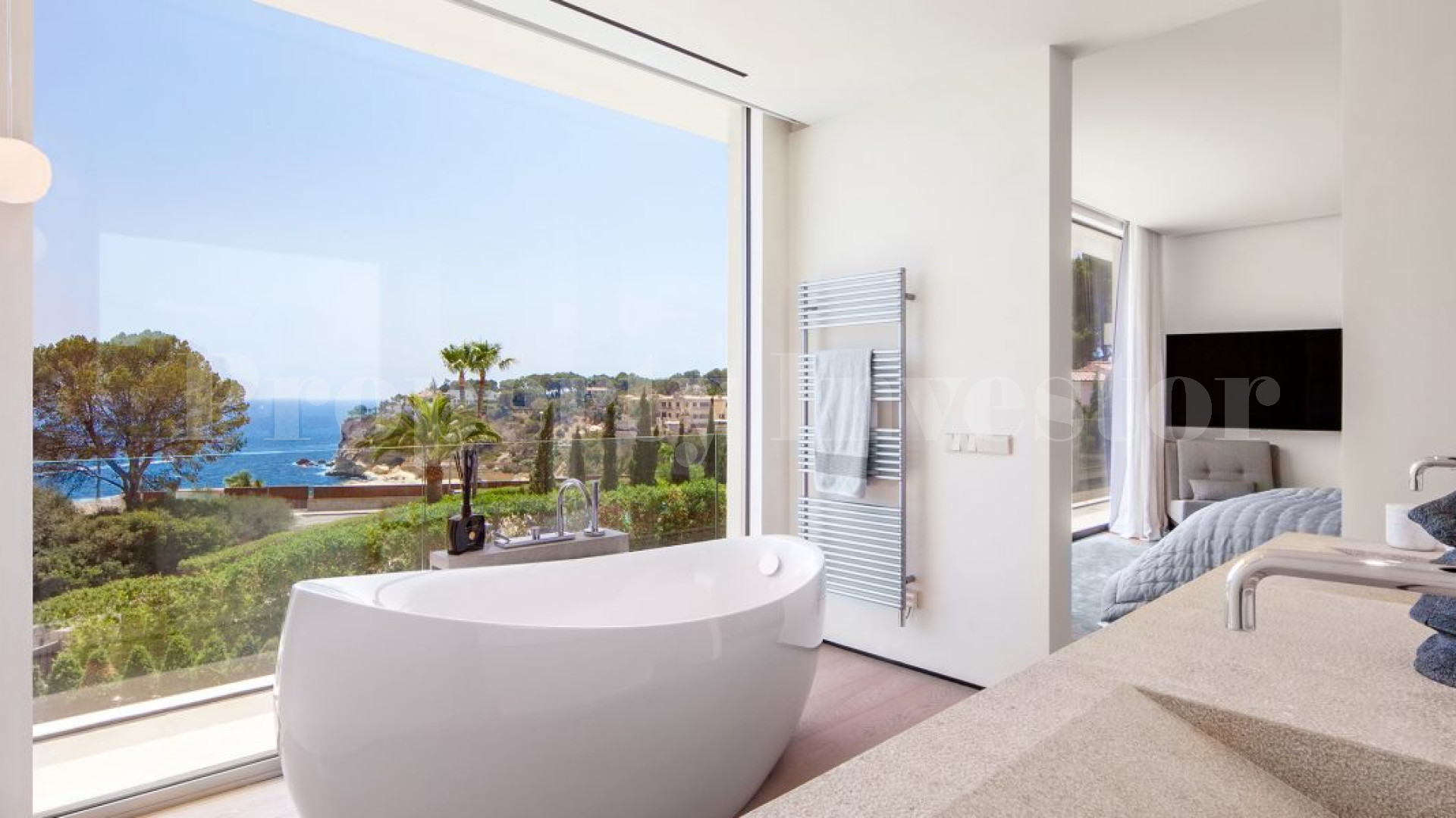 Ultra Modern 5 Bedroom Sea View Villa in Sol de Mallorca