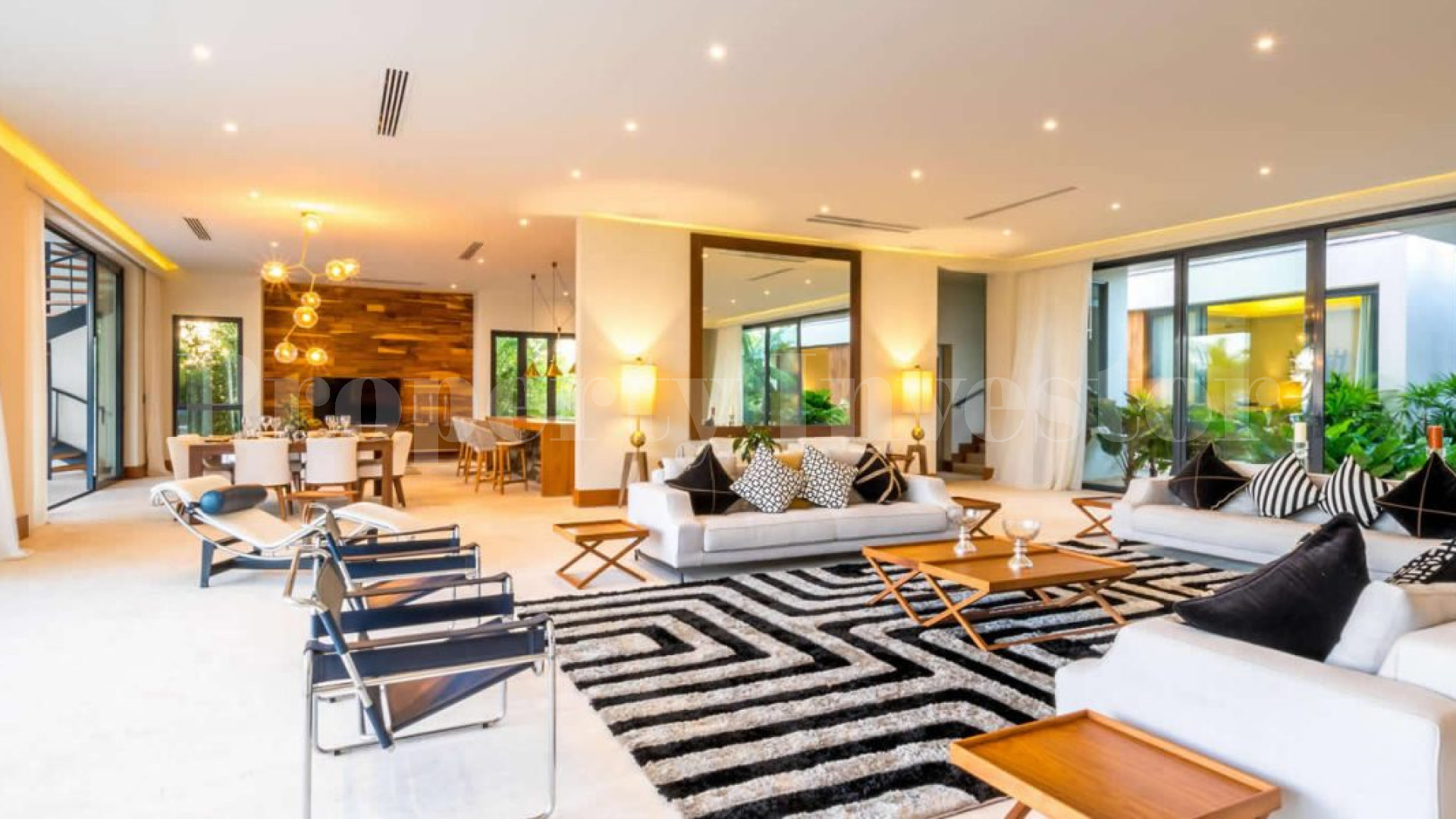 Unbelievable 7 Bedroom Luxury Beachfront Villa for Sale in La Romana, Dominican Republic