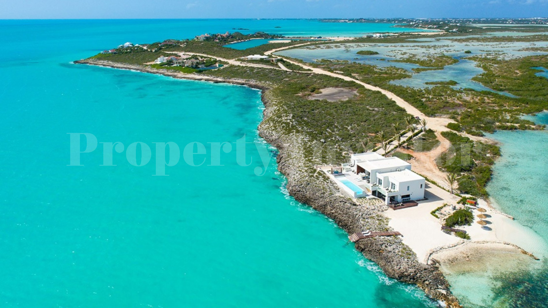 Stunning 6 Bedroom Beachfront Villa in Turk & Caicos