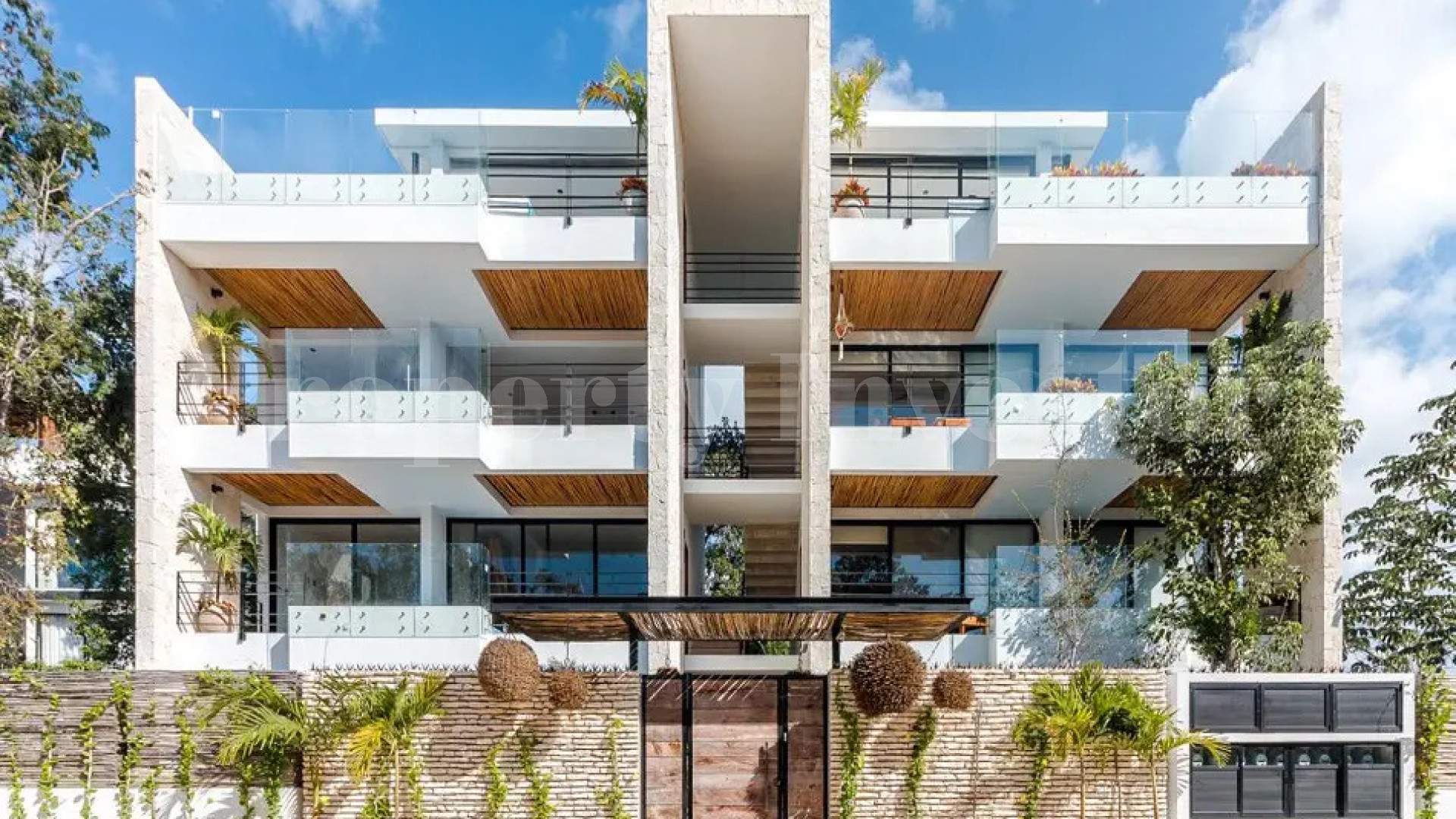 Fantastic 2 Bedroom Boutique Penthouse with Panoramic Jungle Views & Rooftop Pool for Sale in Tulum, Mexico