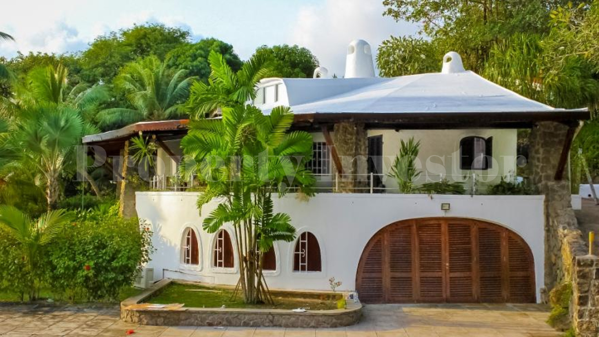 Exclusive 3 Bedroom Modern Beachfront Villa for Sale in Beau Vallon, Seychelles
