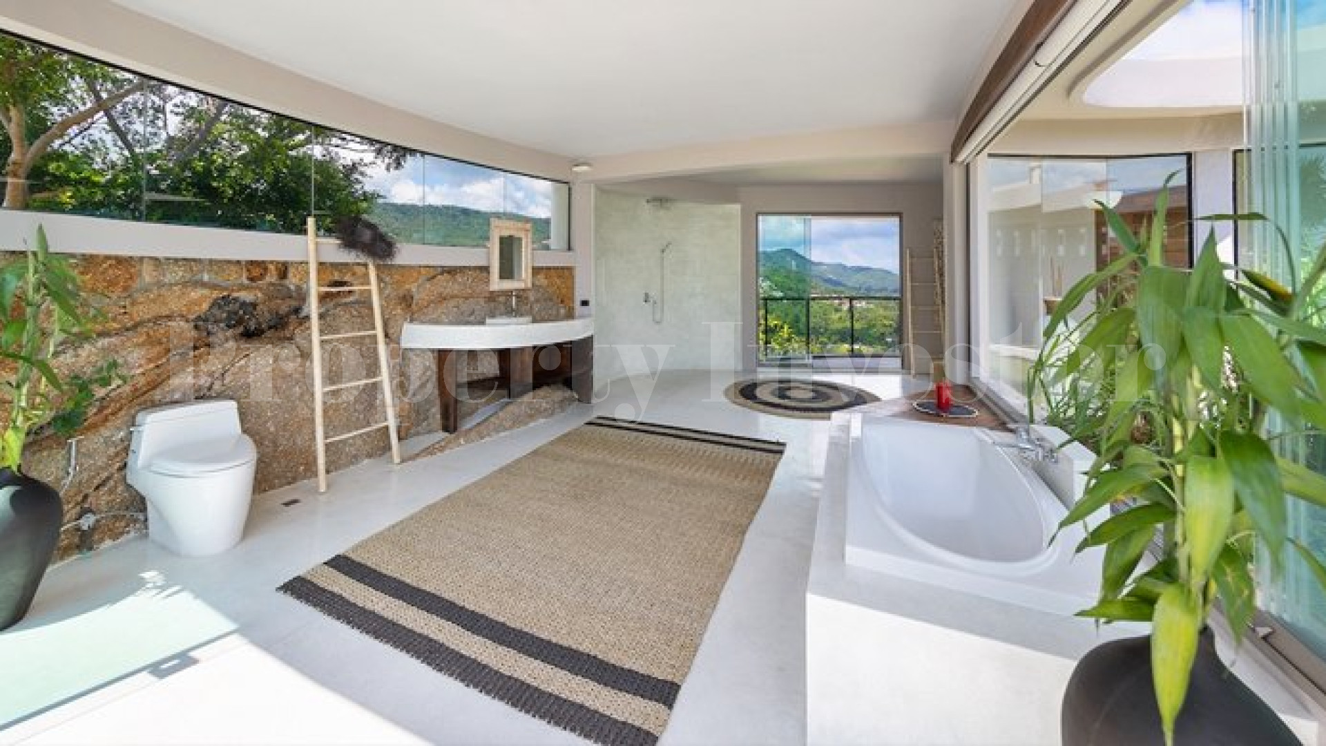 Spectacular 5 Bedroom Ultra-Luxury Seaview Villa with 360° Views for Sale on Chaweng Noi Peak, Koh Samui