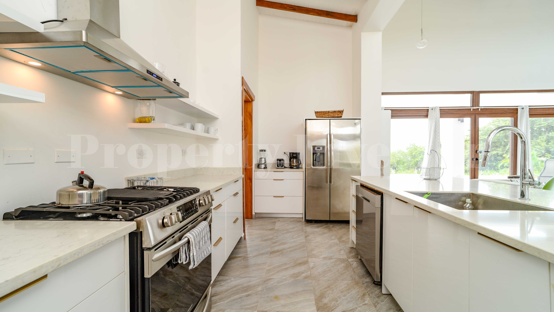 Newly Completed 3 Bedroom Luxury Oceanfront Villa for Sale in Pedasi, Panama