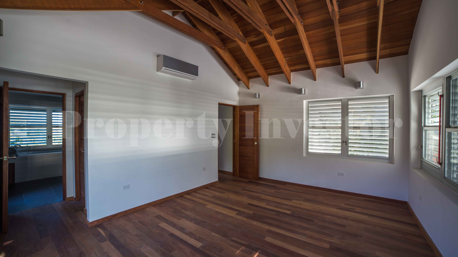 Spectacular 4 Bedroom Luxury Ocean View Home with 360° Panoramic Views for Sale in Playa Venao, Panama