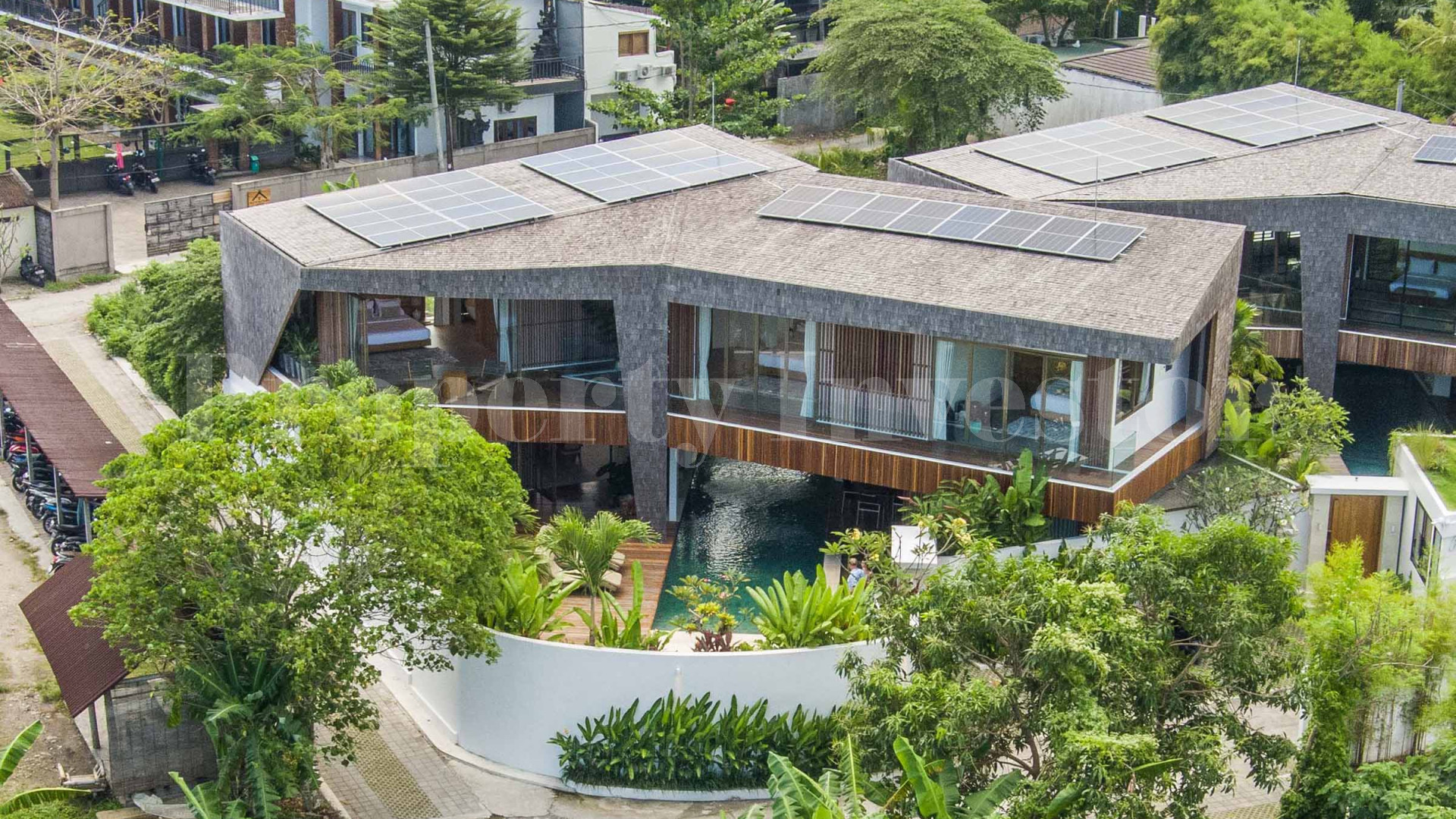 Immaculate 4 Bedroom Ultra-Luxe Villa with High-End Finish for Sale in Canggu Berawa, Bali