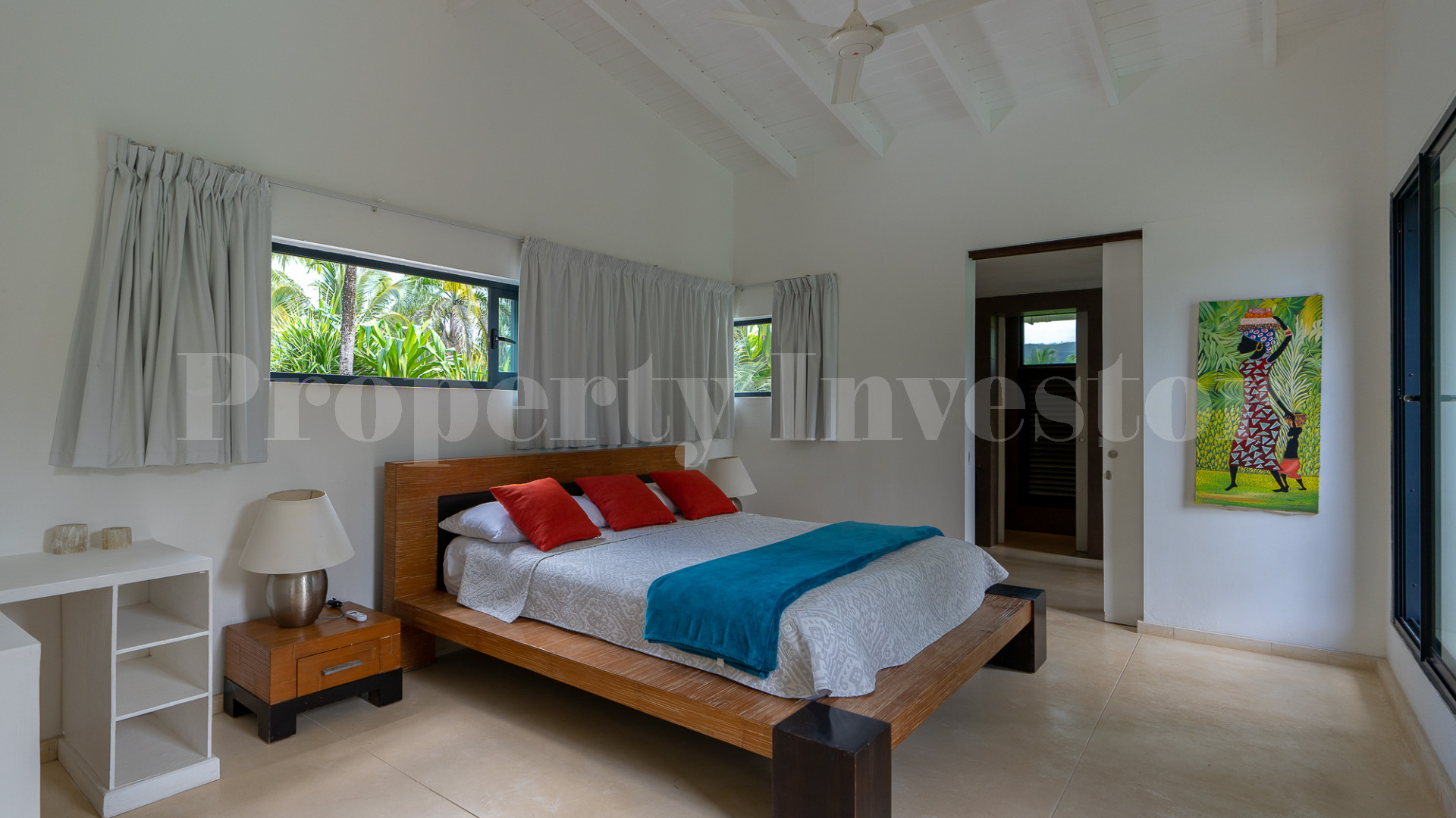 Modern 4 Bedroom Pool Villa for Sale in Playa Bonita, Dominican Republic