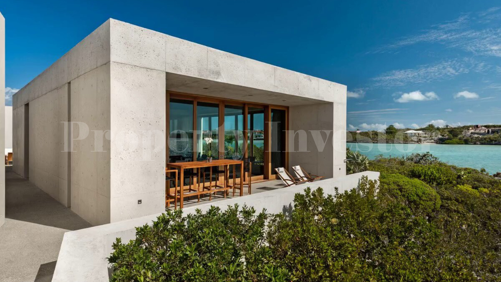 3 Bedroom Luxury Waterfront Designer Villa for Sale in Silly Creek, Providenciales, Turks & Caicos
