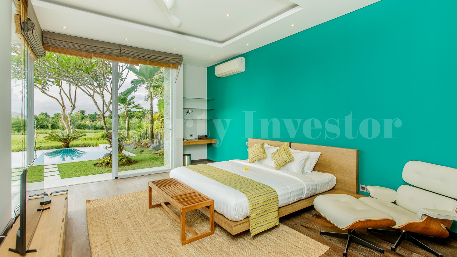 Magnificent 4 Bedroom Luxury Oceanview Villa in Private Gated Golf Community Near Dreamland Beach, Uluwatu, Bali