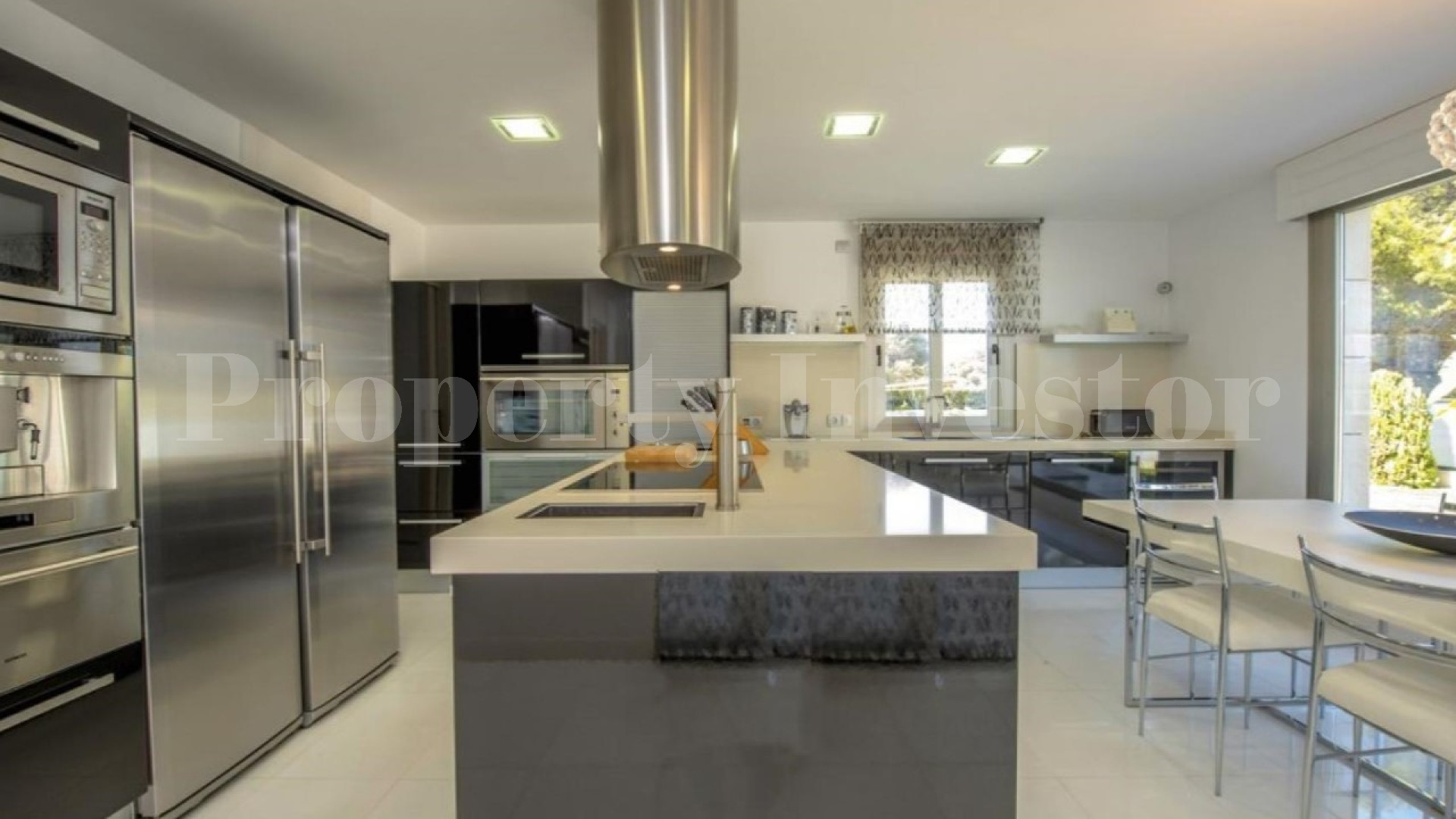 Fantastic 4 Bedroom Modern Villa for Sale in Orihuela Costa, Spain