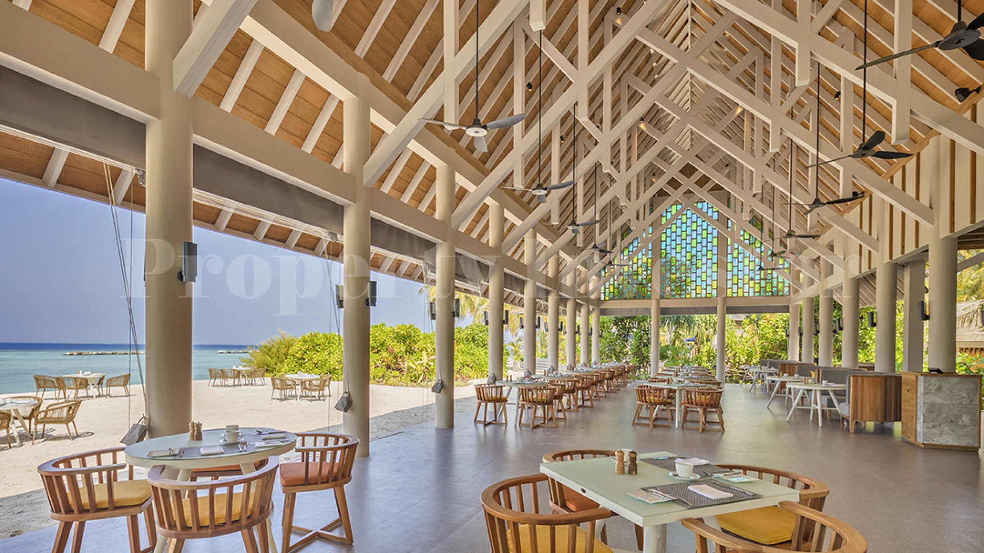 Популярный 5* роскошный островной отель на 80 номеров на Мальдивах