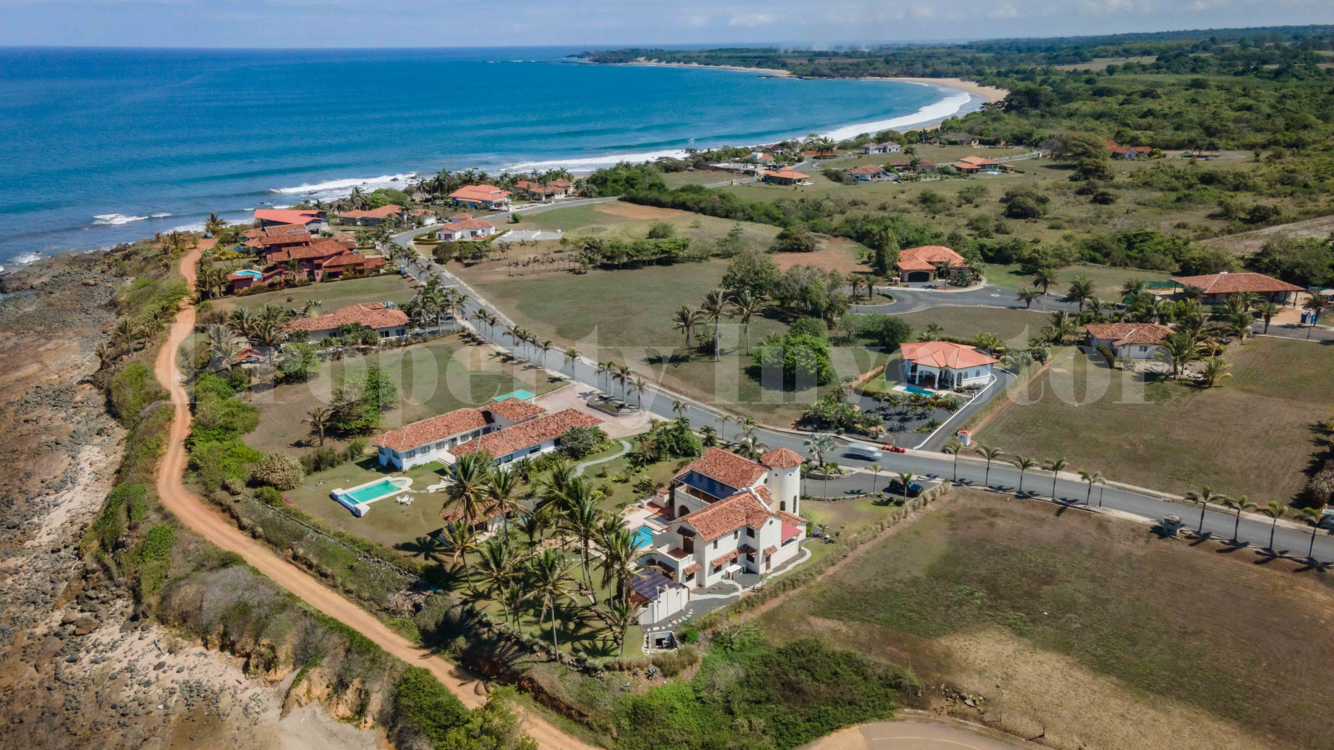 Stunning 4 Bedroom Luxury Spanish Colonial Revival Home for Sale in Pedasí, Panama