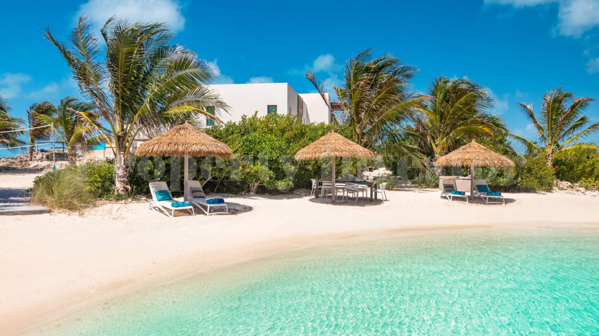 Stunning 6 Bedroom Beachfront Villa in Turk & Caicos