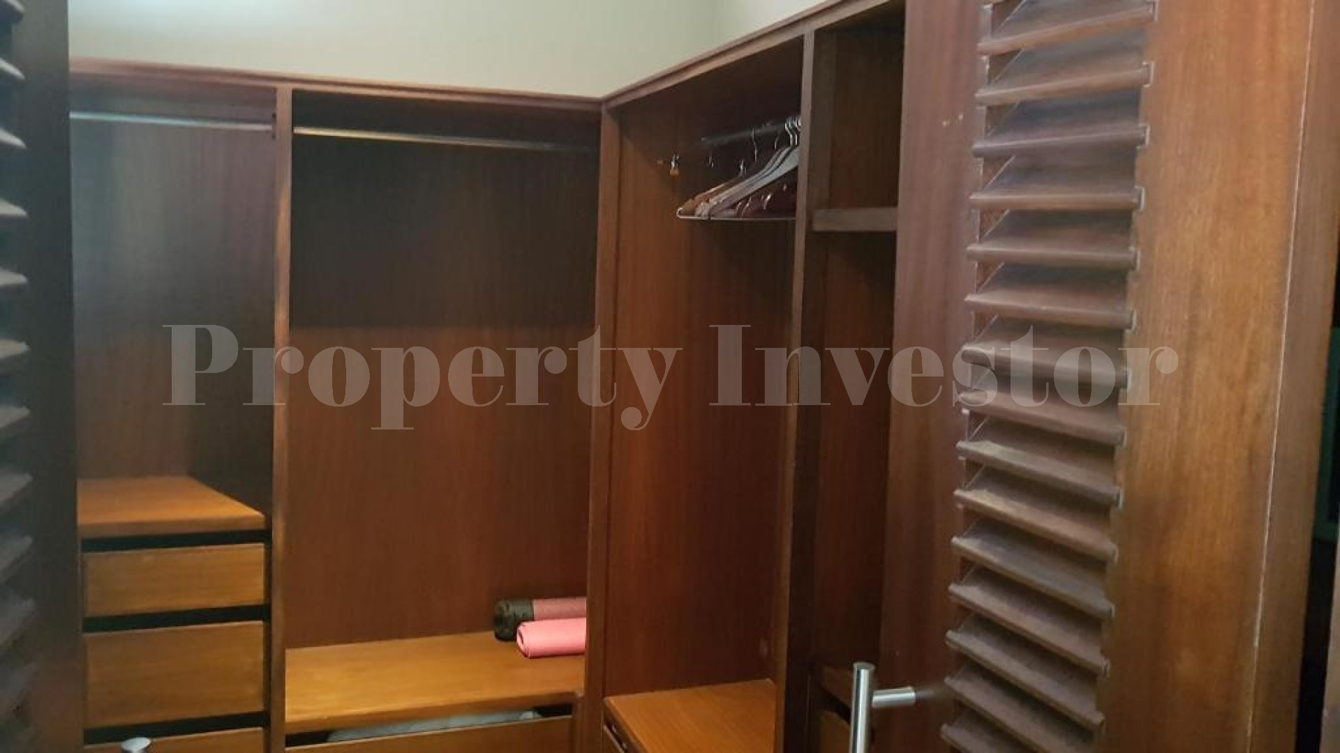 Beautiful 4 Bedroom Private Luxury Waterfront Villa for Sale on Eden Island, Seychelles