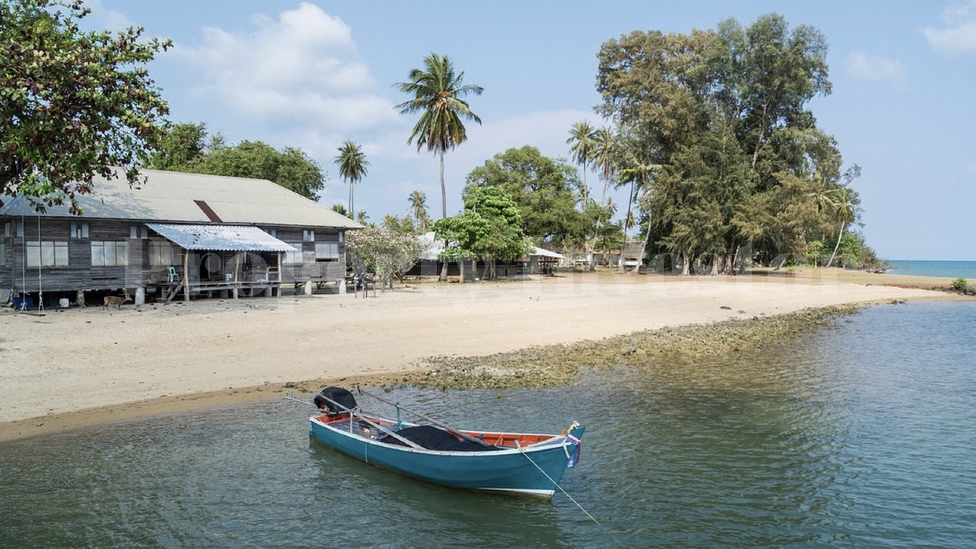 Большой тропический остров 192 гектара под коммерческое развитие или частную резиденцию в Тайланде