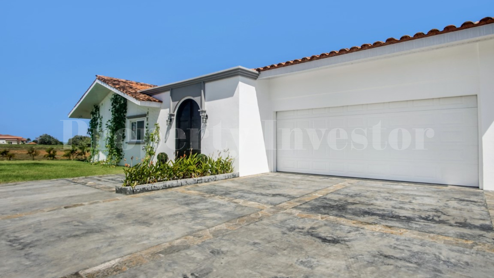 Incredible 6 Bedroom Luxury Beachfront Villa with Spectacular Panoramic Pacific Ocean Views for Sale in Pedasi, Panama