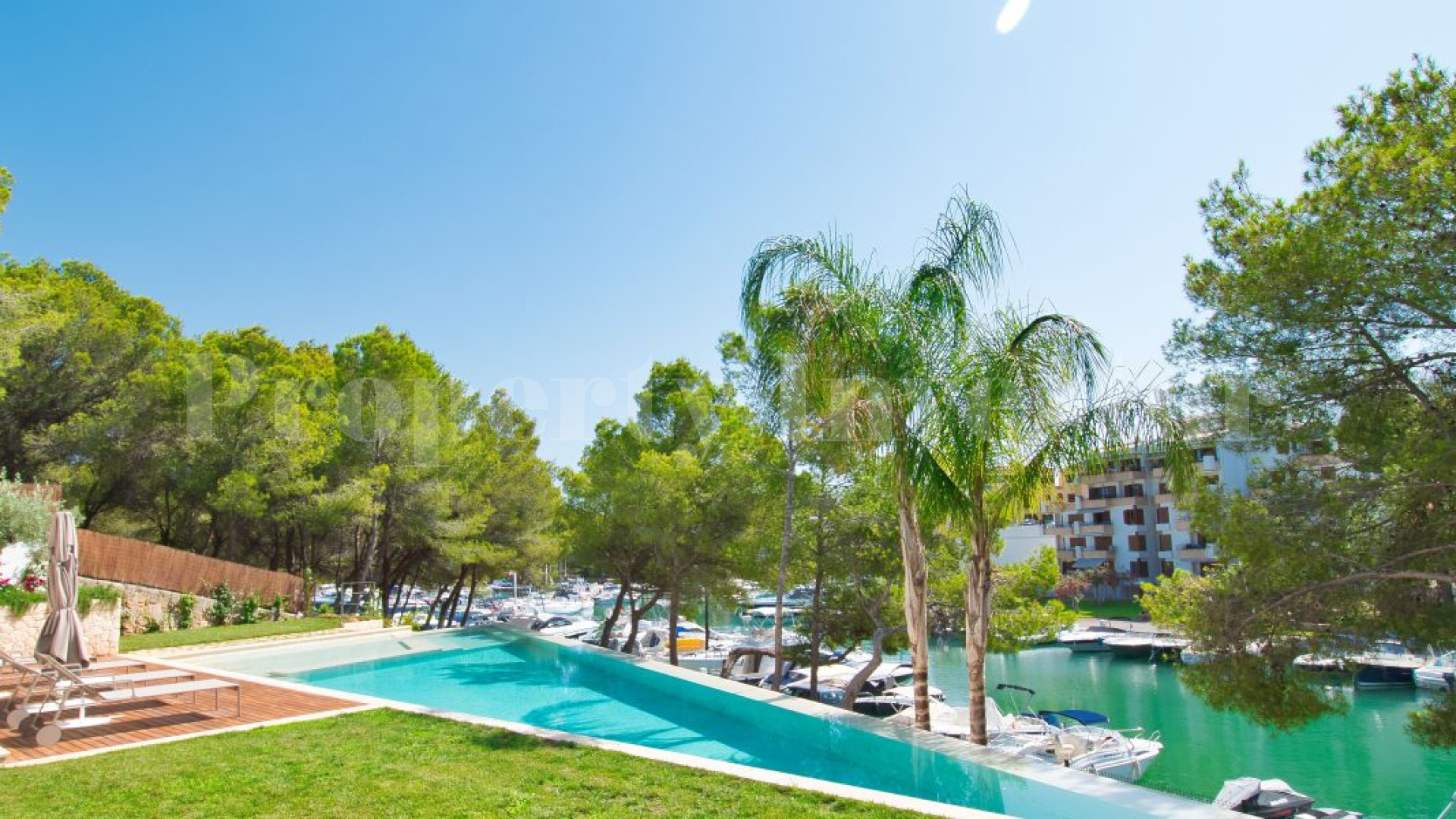 Exclusive New 4 Bedroom First Line Villa in “Club Náutico” in Santa Ponsa