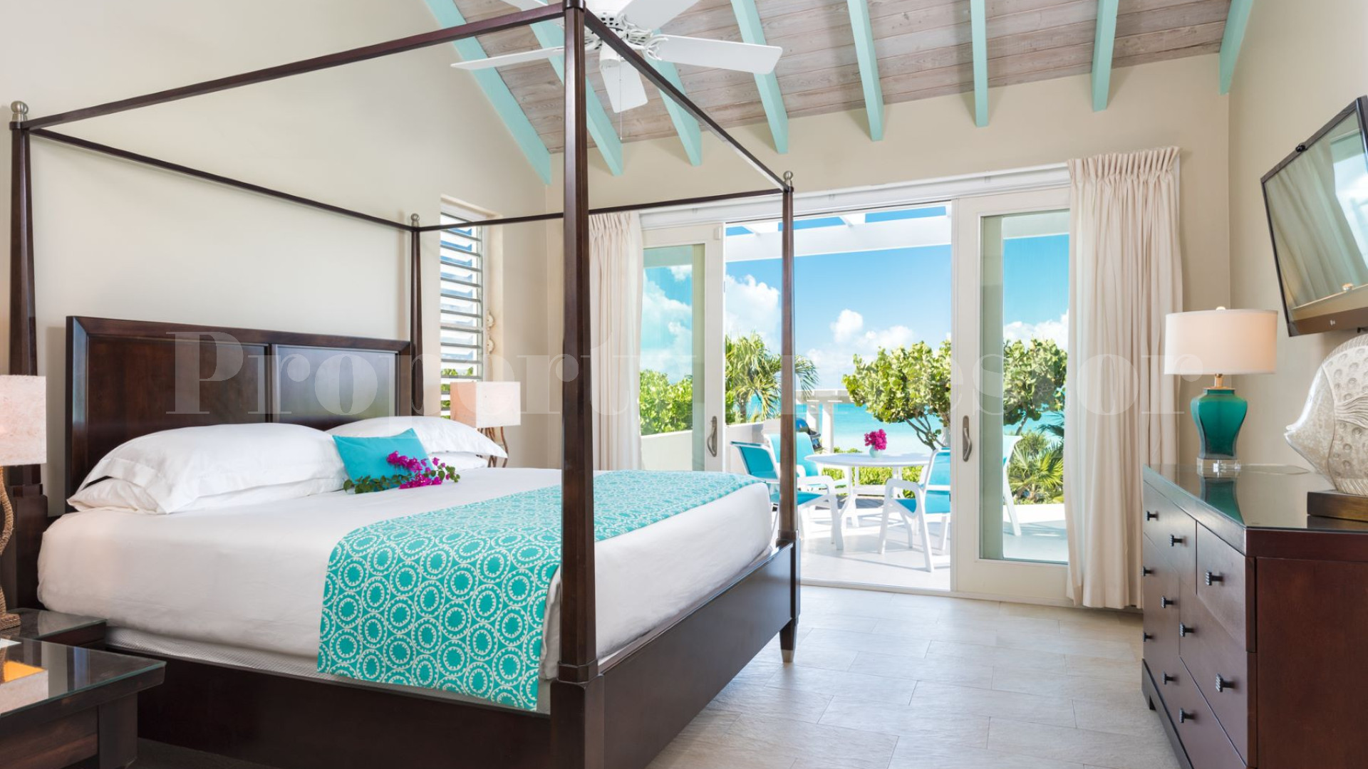 Stylish 5 Bedroom Luxury Beachfront Villa for Sale on Sapodilla Bay Beach, Turks & Caicos