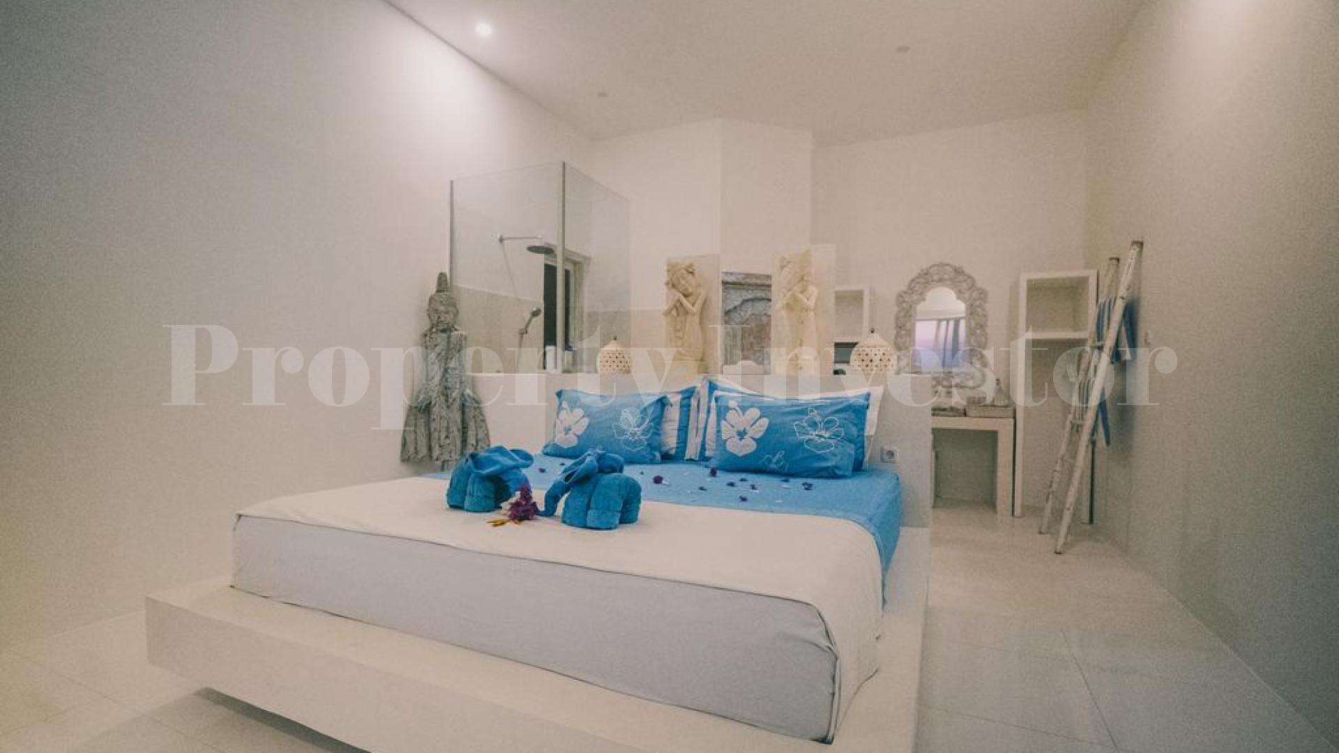 Popular 9 Bedroom Villa (Boutique Hotel) for Sale in Gili Trawangan, Indonesia